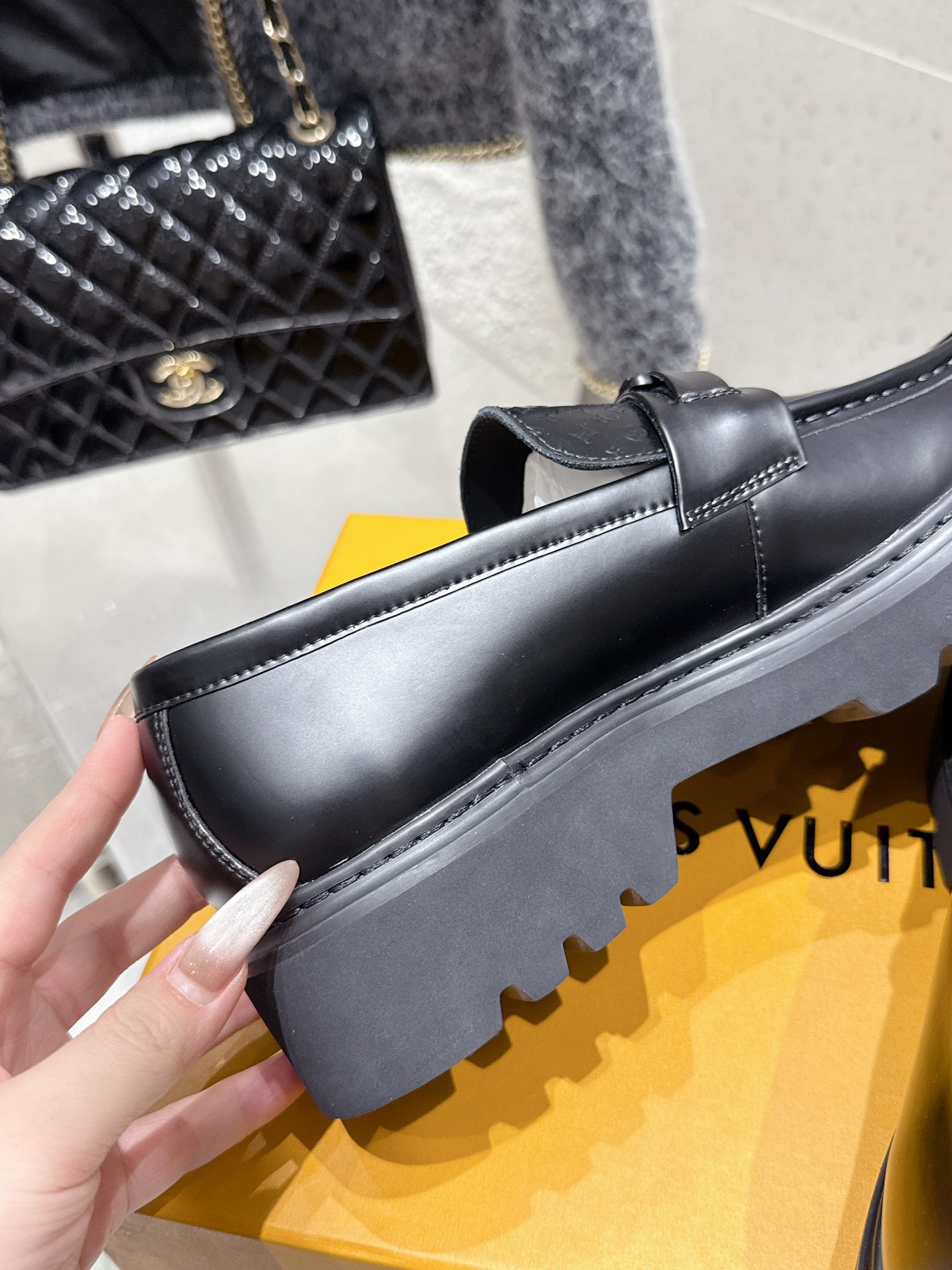 Louis Vuitton Embossed Chain Loafers, Premium Leather, Platform Design 9 i1744804339 6139 0