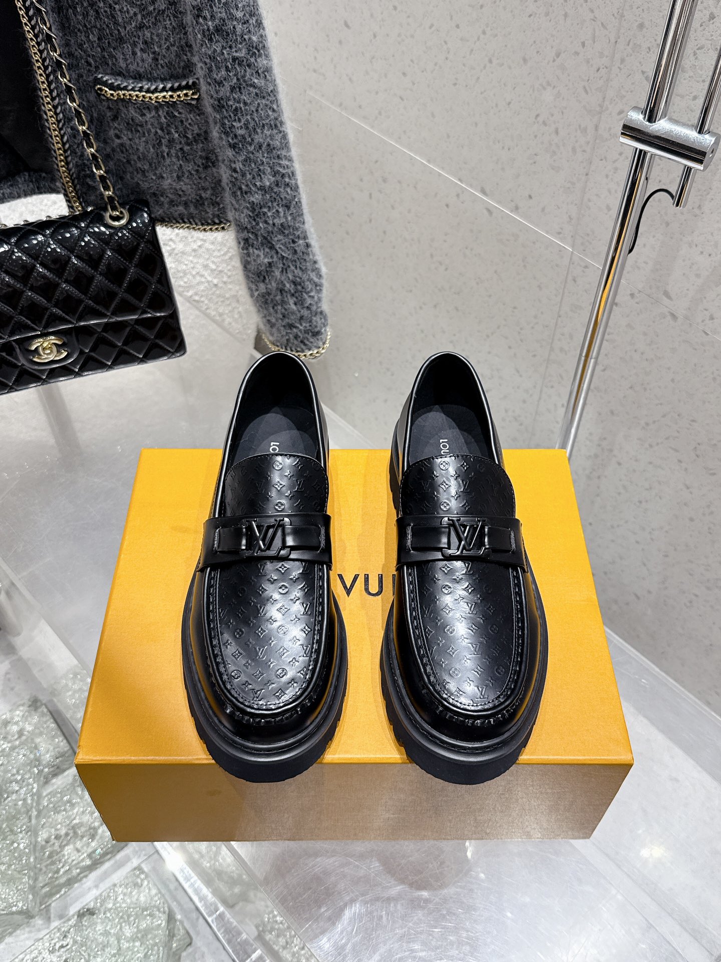 Louis Vuitton Embossed Chain Loafers, Premium Leather, Platform Design 3 i1744804342 974 8