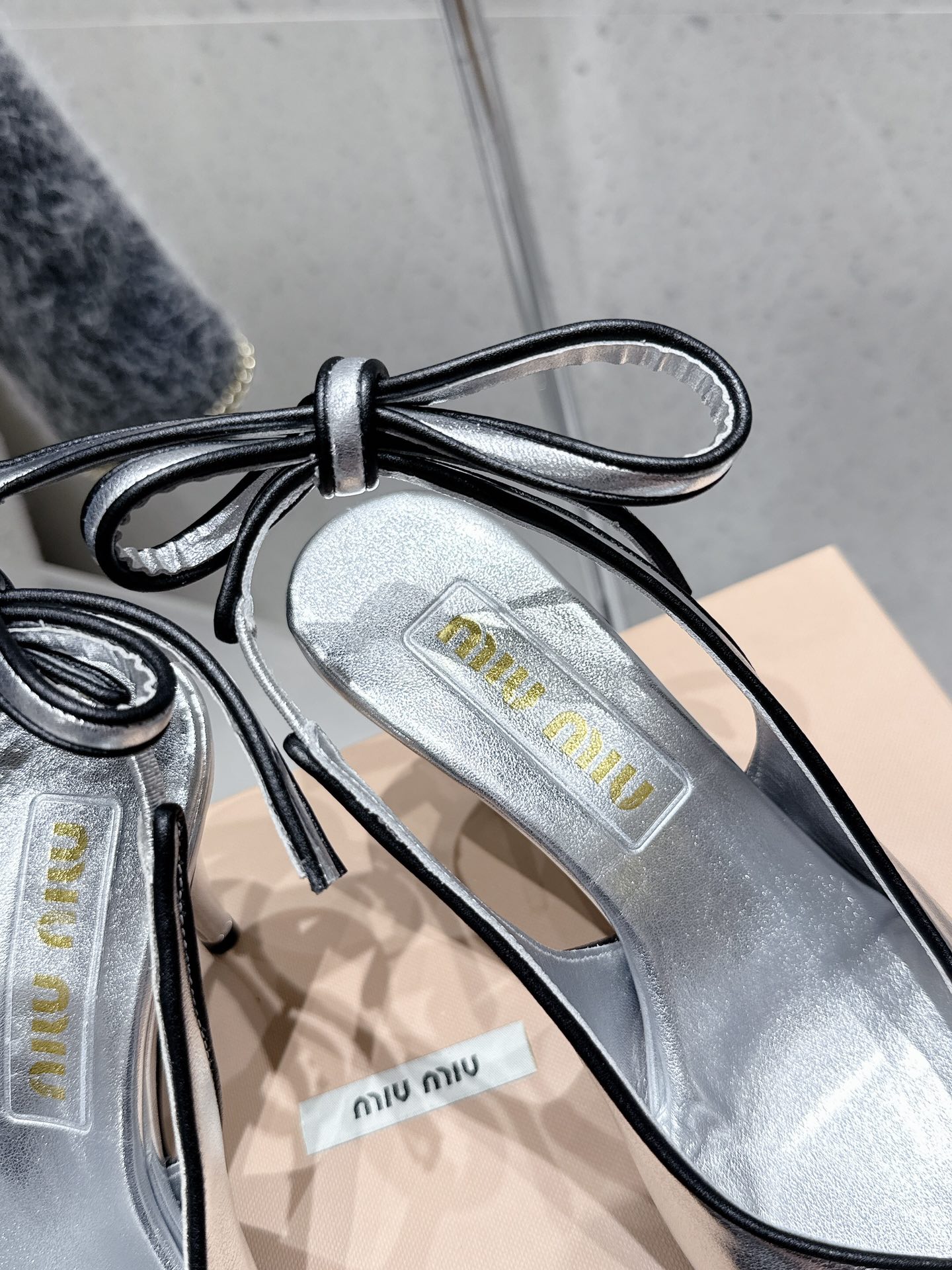 Miu Miu Retro High Heel Slingbacks with Bow Detail, Silver Leather 9 i1746014098 3085 4