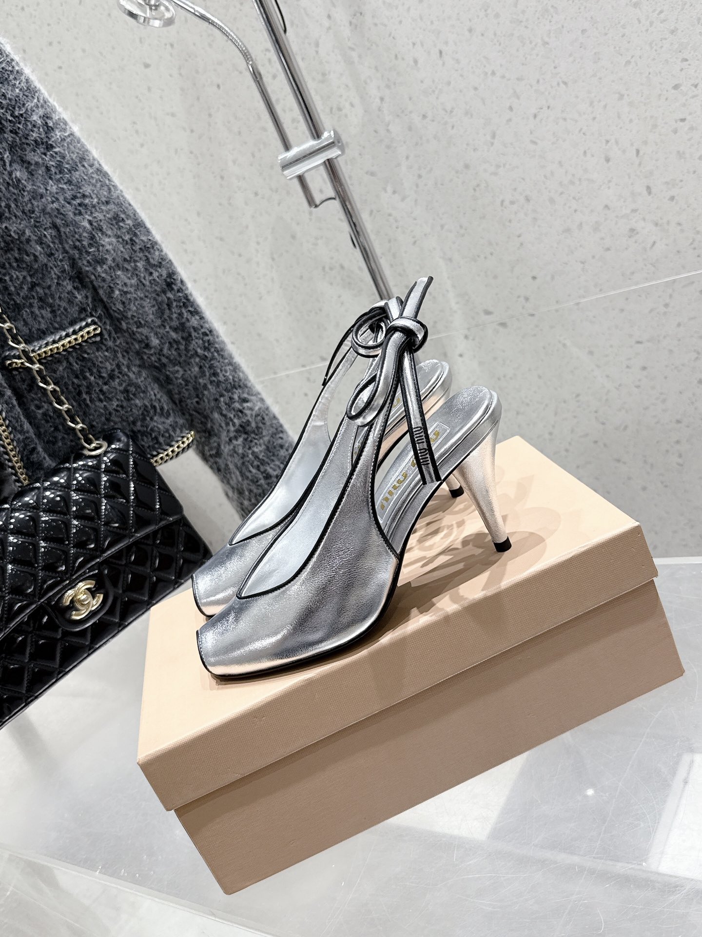 Miu Miu Retro High Heel Slingbacks with Bow Detail, Silver Leather 5 i1746014098 5158 6