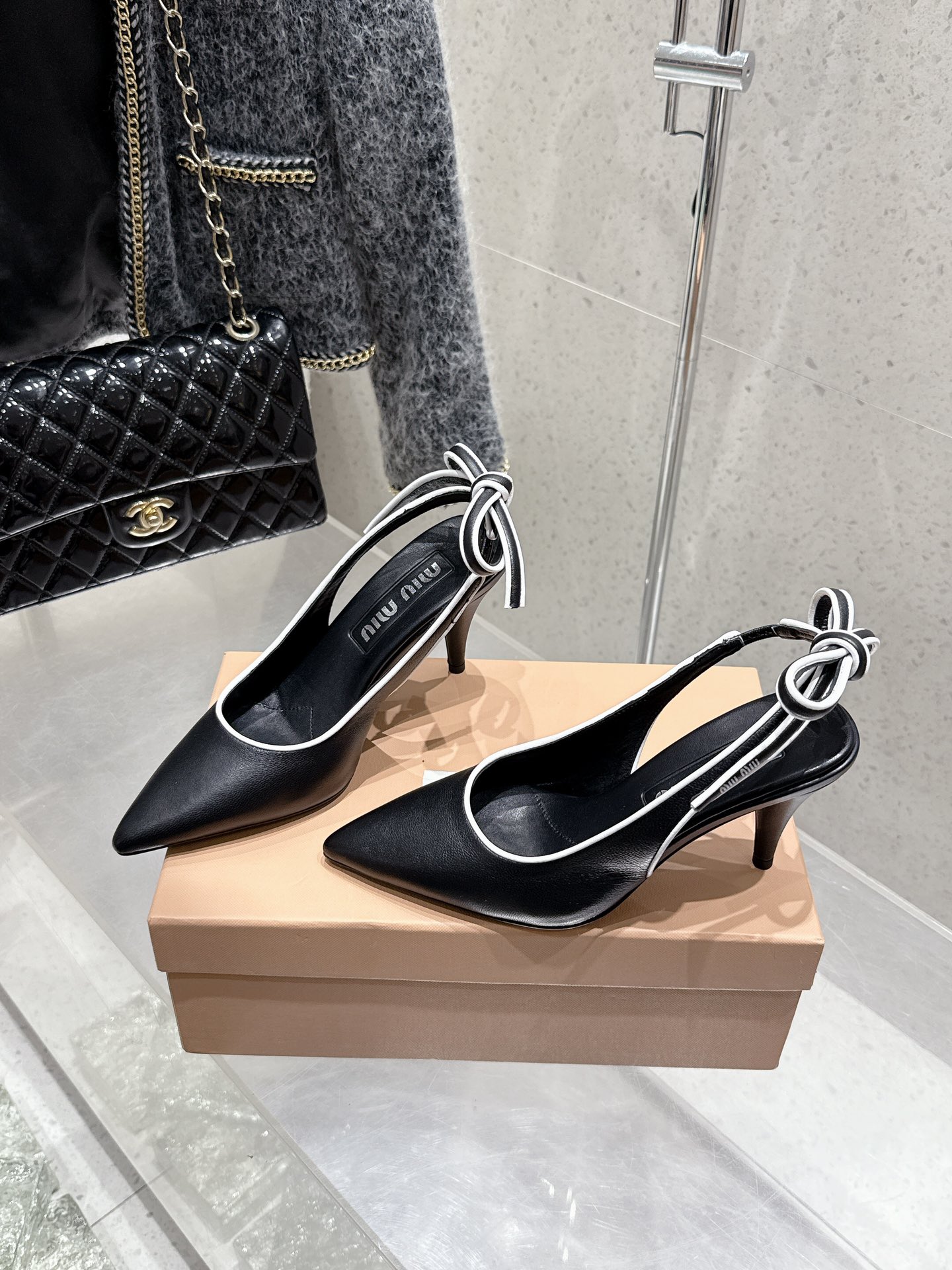 Miu Miu Retro Kitten Heel Slingbacks - Elegant Leather Pumps for Women 2 i1746014415 2127 4