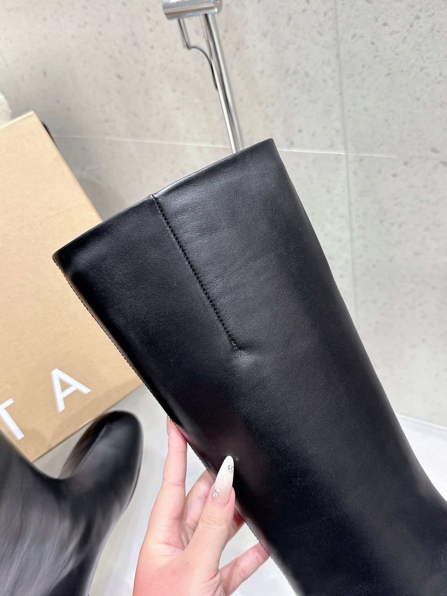 Fashion Alert: Miista 25s Substitution for Fall/Winter, Size 35-40, Inspirational Style! - 图片 7