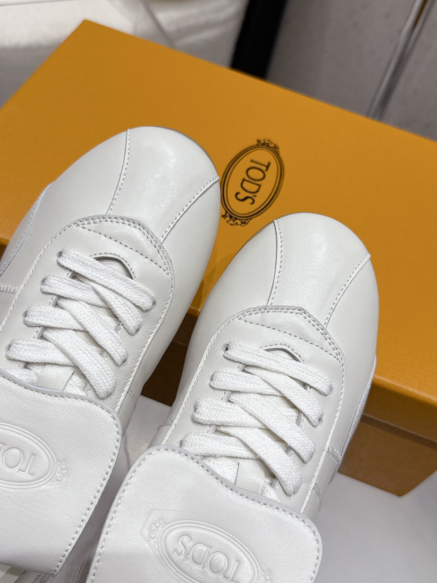 Custom German Sneakers: 750 Factory-Made, Top Version with Unique Features - 图片 6