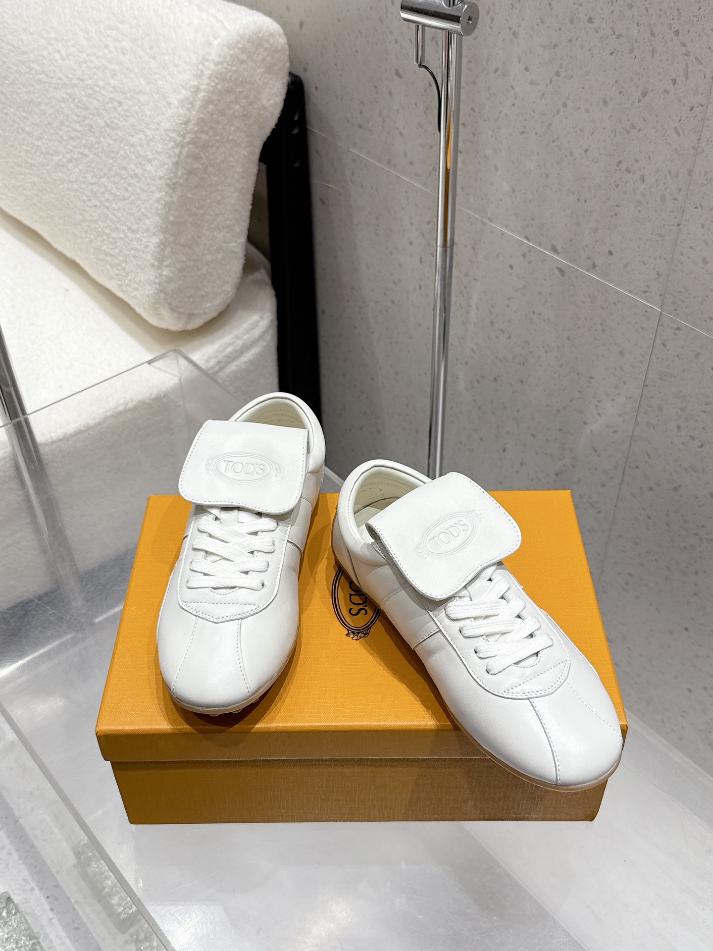 Custom German Sneakers: 750 Factory-Made, Top Version with Unique Features - 图片 3