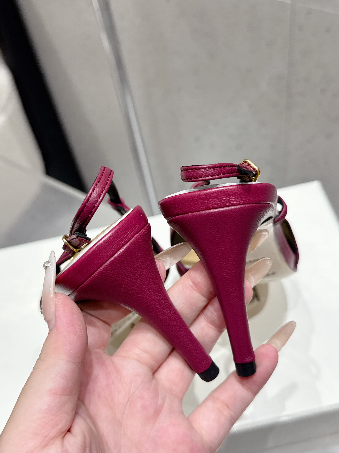 Italian Shoes King Sergio Rossi Gold Cut-in Sandals – High Quality, Elegant, Versatile, Imported Real Leather - 图片 8