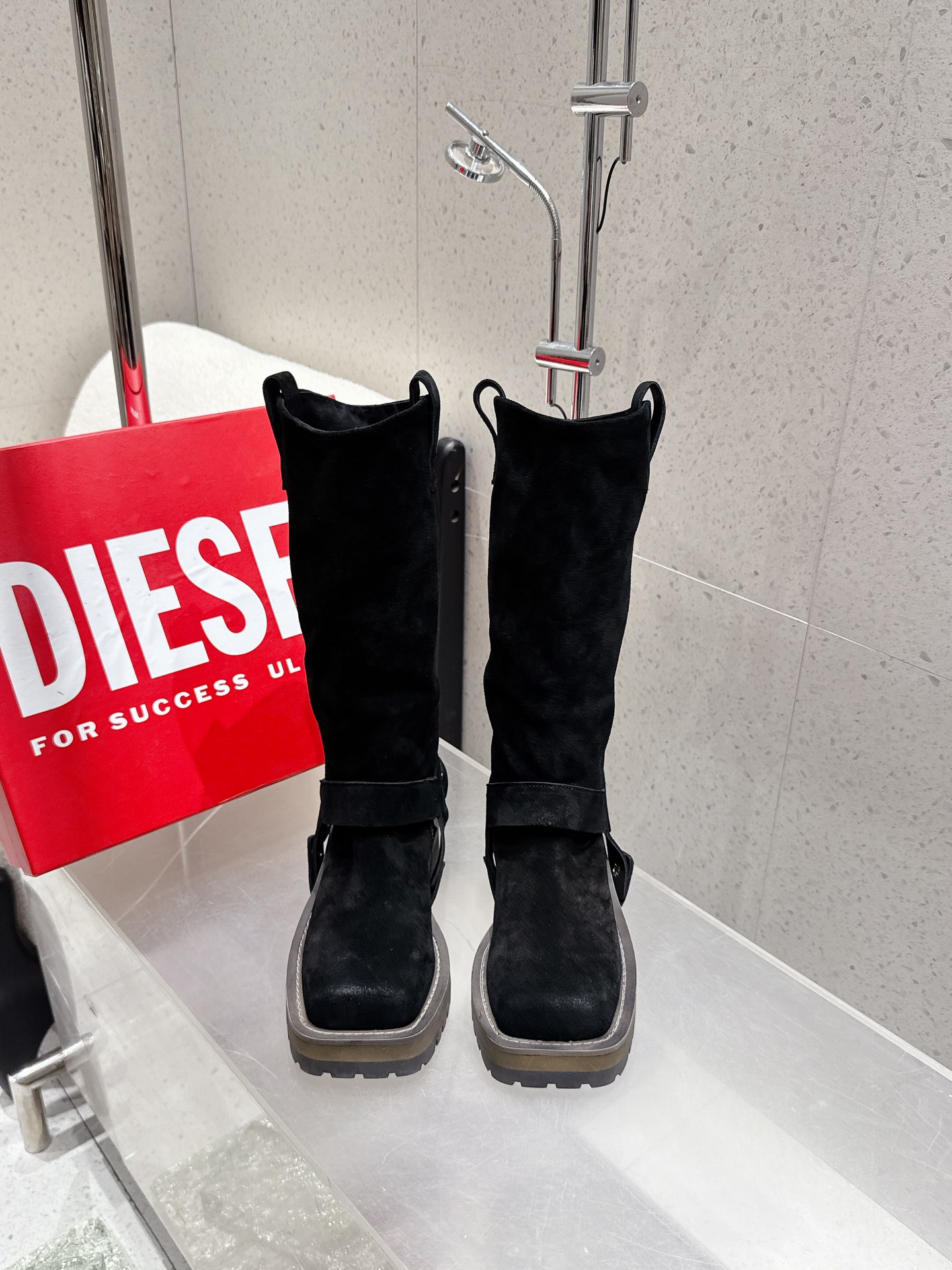 “1152Diesel 25ss High-Quality Prototype Aluminum Shoes with Sheepskin Lining and 5cm Heels” - 图片 9