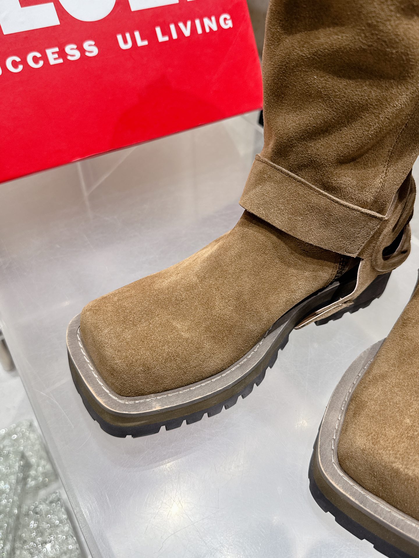 “1152Diesel 25ss Substitute Prototype: High-Quality Plain-Faced Fashion Shoes with Sheepskin Lining” - 图片 5