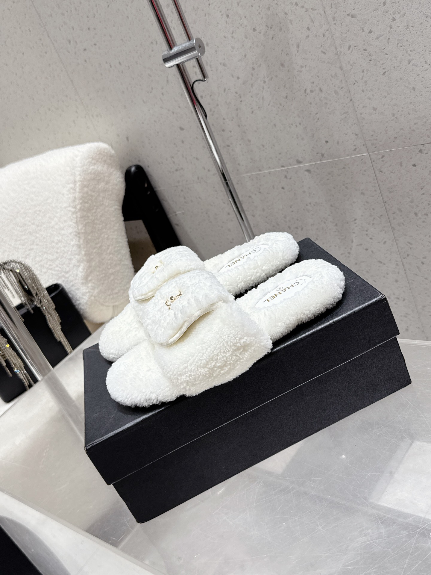 Fluffy Lambswool Slippers with Classic Flap Design - Cozy & Chic 5 i1757403433 2311 6