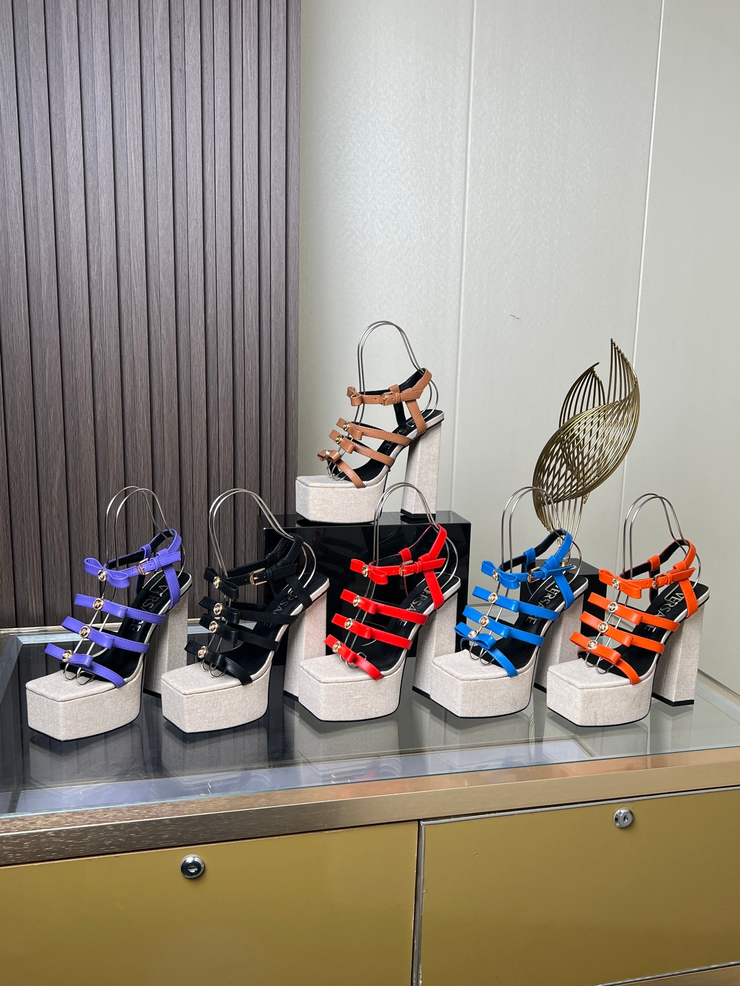 Van Sage’s High-Speed Fashion Tarps Sandals: Leather Mats, Rubber Base, Multiple Colors - 图片 5