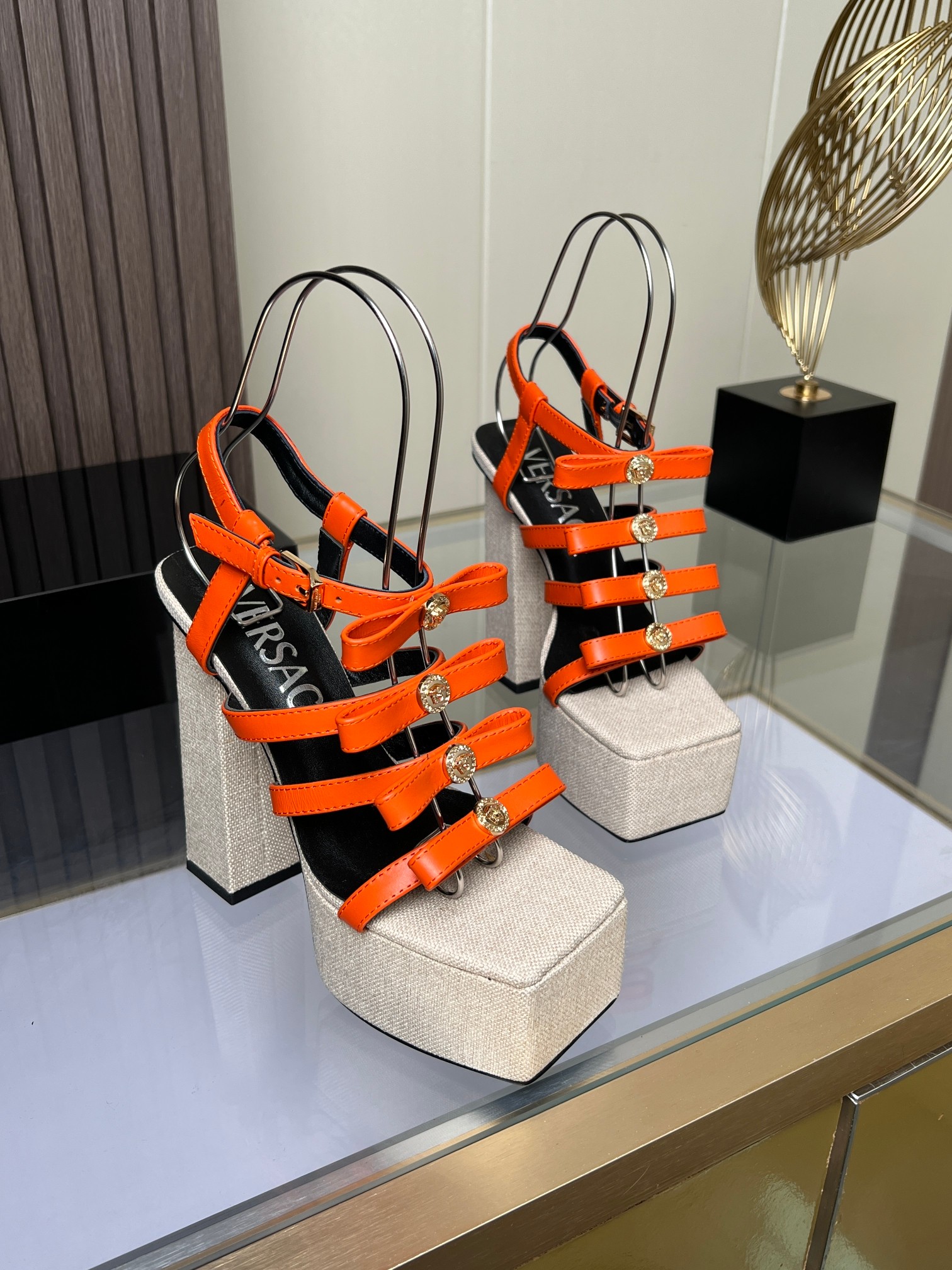 Van Sage’s High-Speed Fashion Tarp Sandals: Fabric Cattle Skin, Sheep Leather Mats. - 图片 9