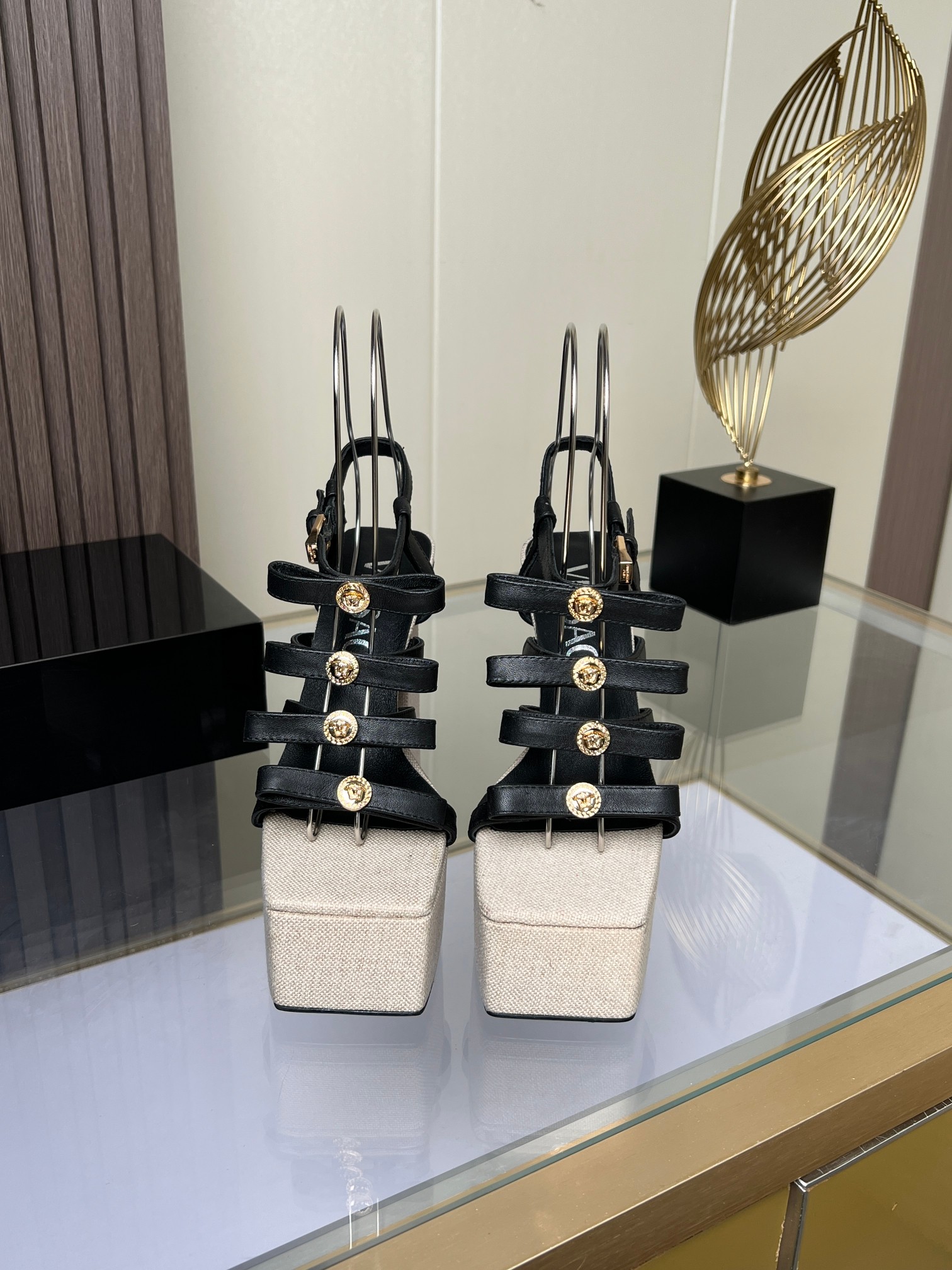 Van Sage’s High-Speed Fashion Tarp Sandals: Leather Mats, Rubber Base, Multiple Colors - 图片 4