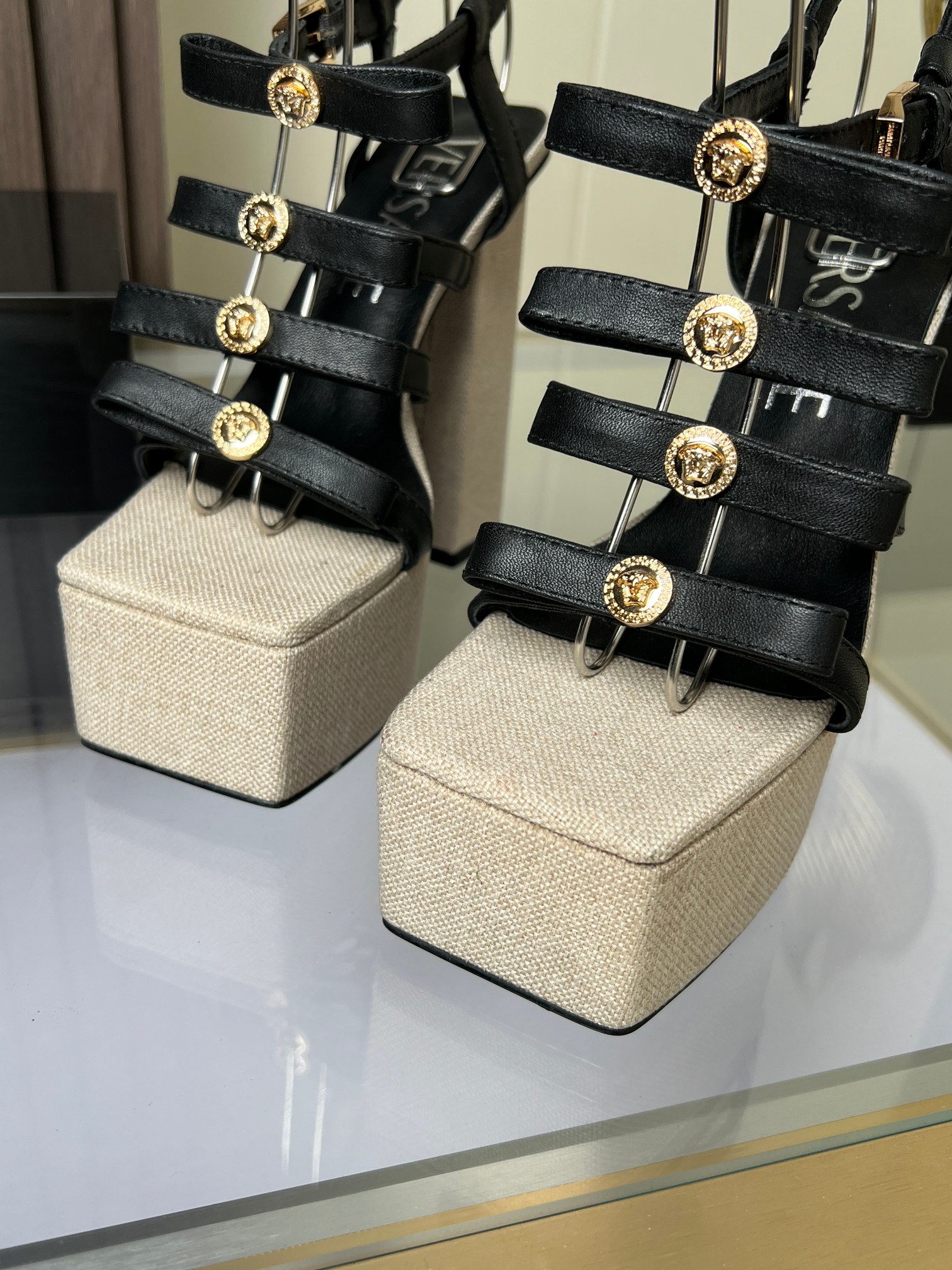 Van Sage’s High-Speed Fashion Tarp Sandals: Leather Mats, Rubber Base, Multiple Colors - 图片 7