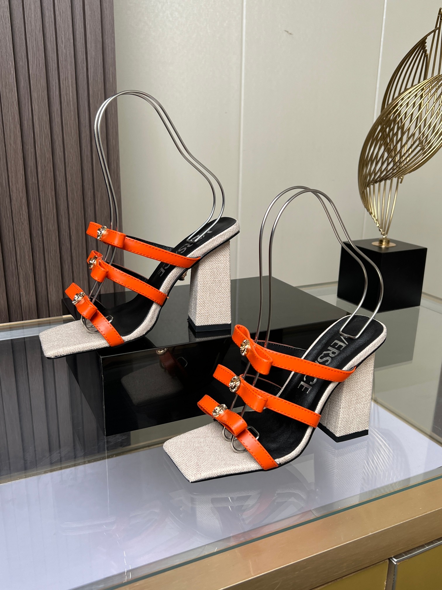 Van Sage’s High-Speed Fashion Sandals: Cattle Skin, Sheep Leather, 9cm High. - 图片 3