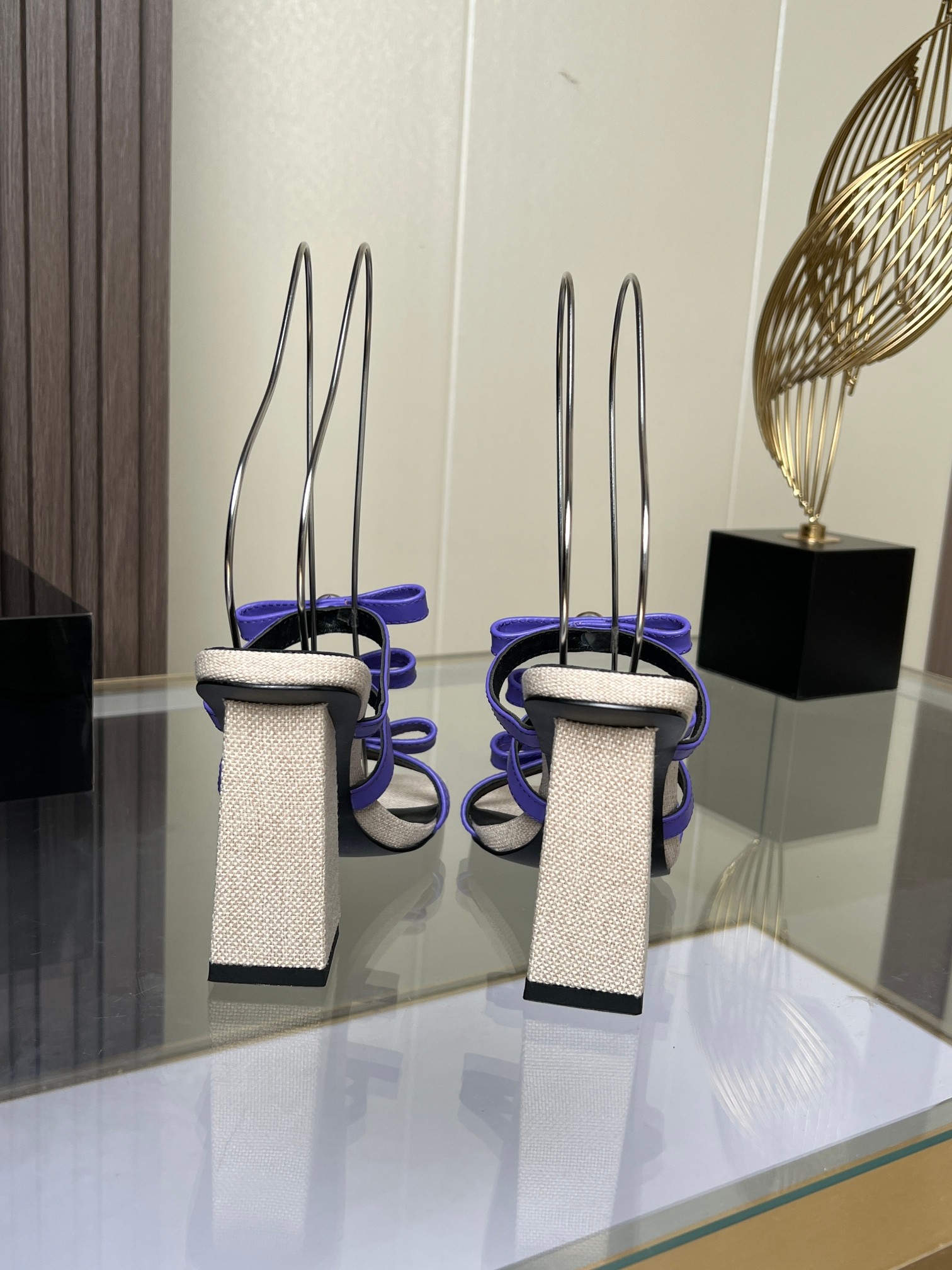 Van Sage’s High-Speed Fashion Sandals: Cattle Skin, Sheep Leather, Rubber Base. - 图片 6