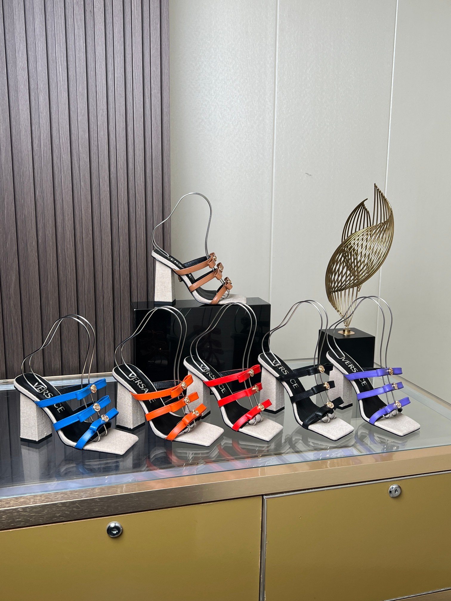 Van Sage’s High-Speed Fashion Sandals: Cattle Skin, Sheep Leather, Rubber Base, Various Colors. - 图片 5
