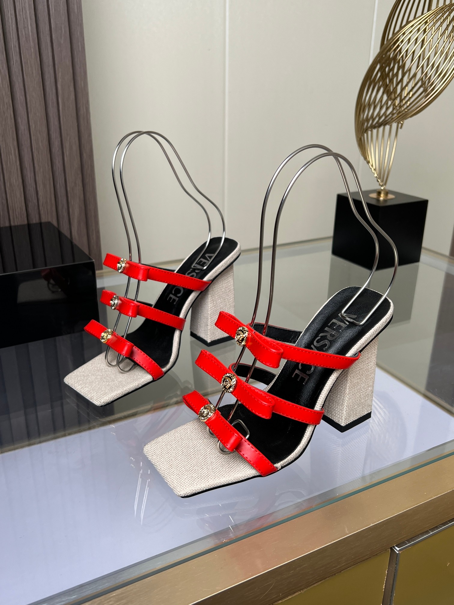 Van Sage’s High-Speed Fashion Sandals: Cattle Skin, Sheep Leather, Rubber Base, Various Colors. - 图片 9