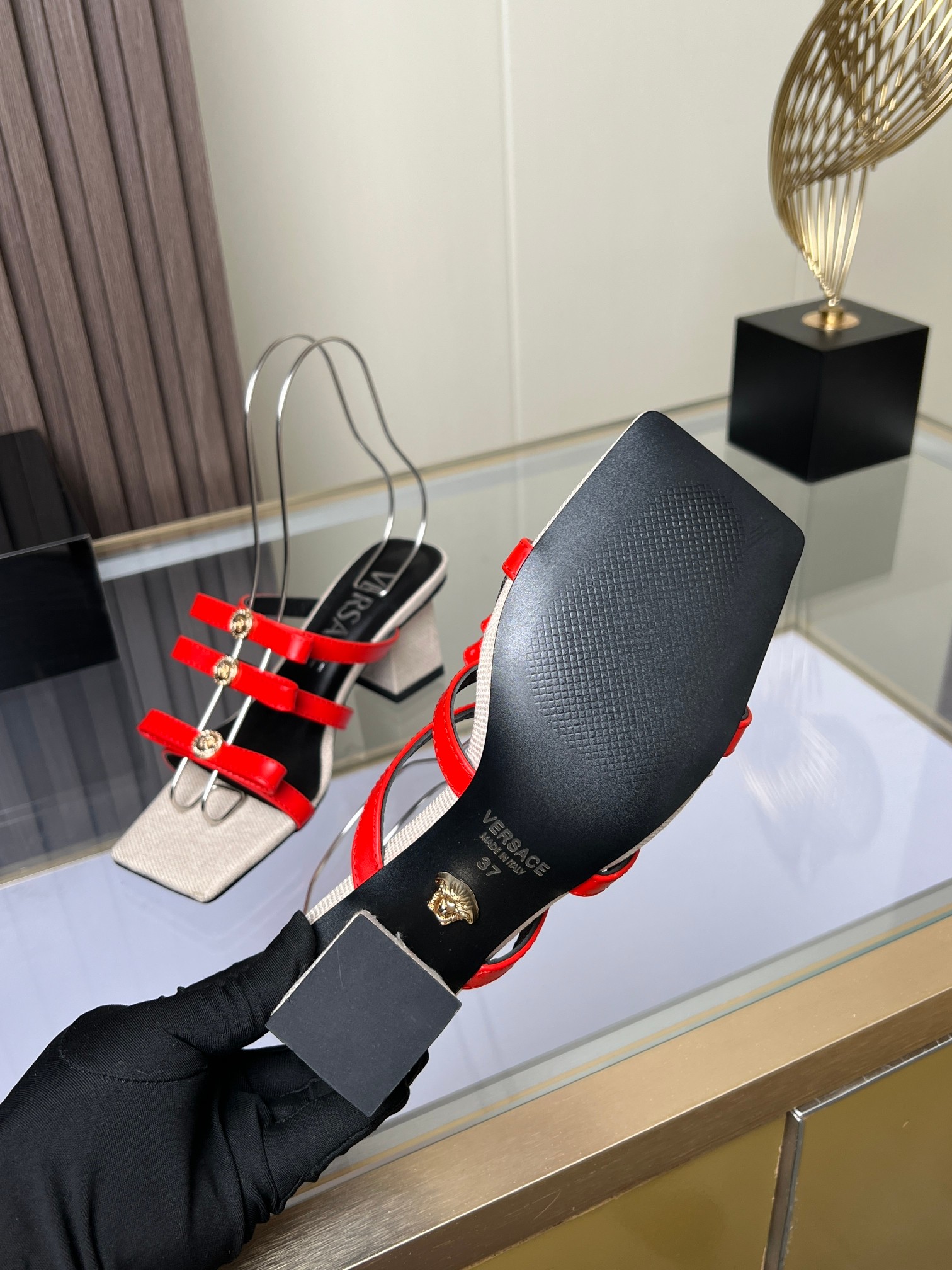 Van Sage’s High-Quality Low-Fashion Sandals: Cow and Sheep Skin, Sheepskin Mats. - 图片 4