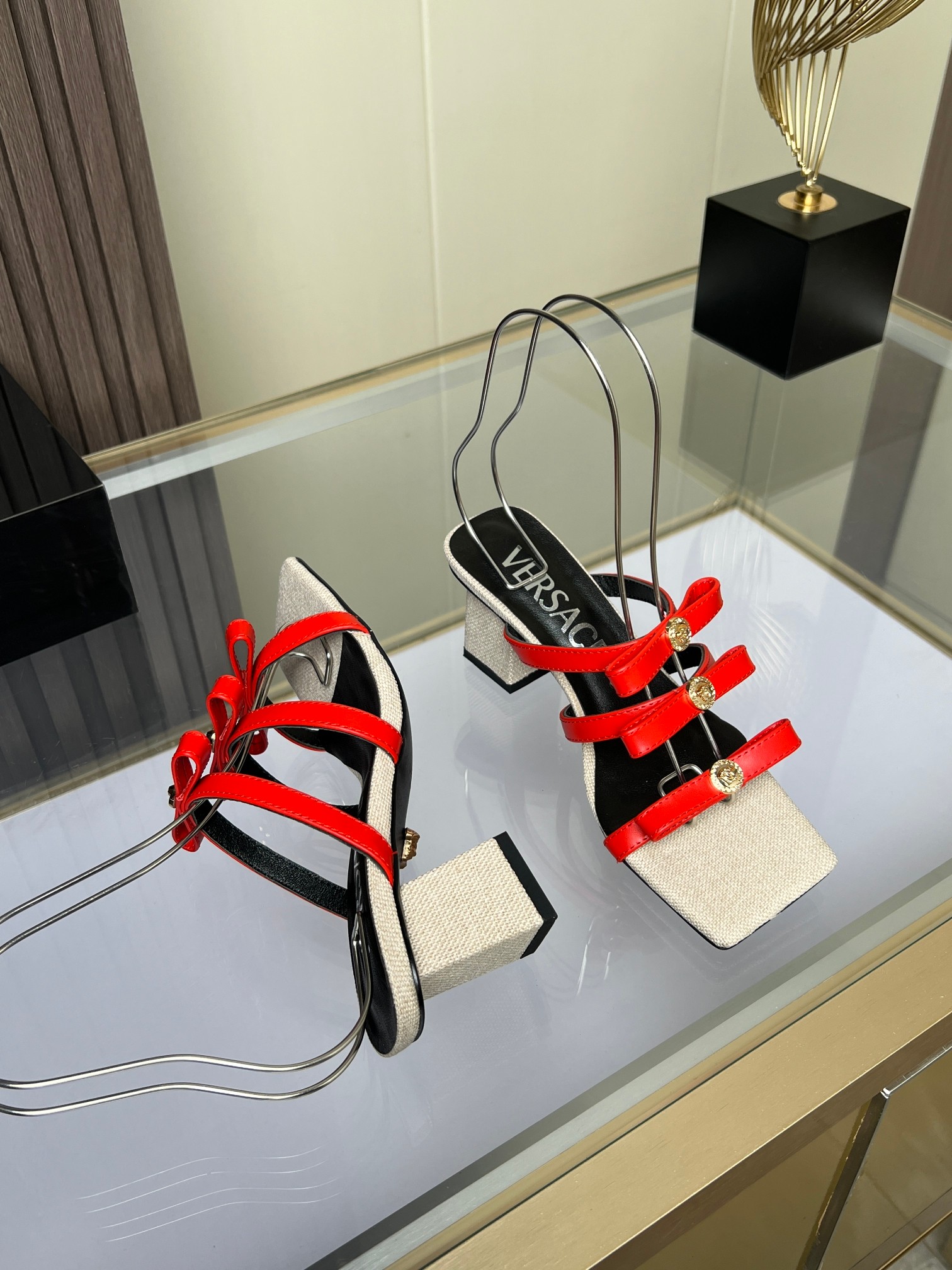 Van Sage’s High-Quality Low-Fashion Sandals: Cow and Sheep Skin, Sheepskin Mats. - 图片 7