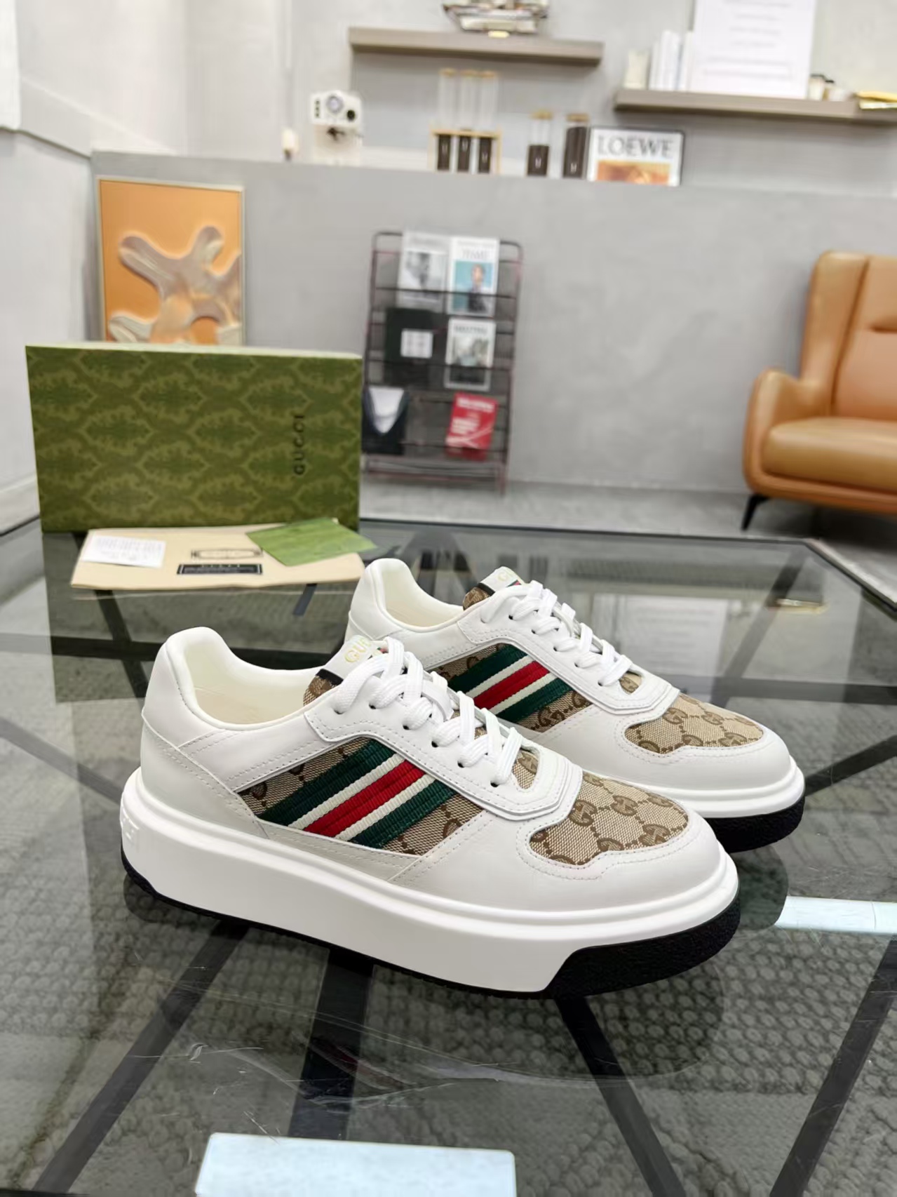 Gucci Men's Ace GG Supreme Low-Top Sneakers - Iconic Style & Comfort 3 a1744797988926 3648