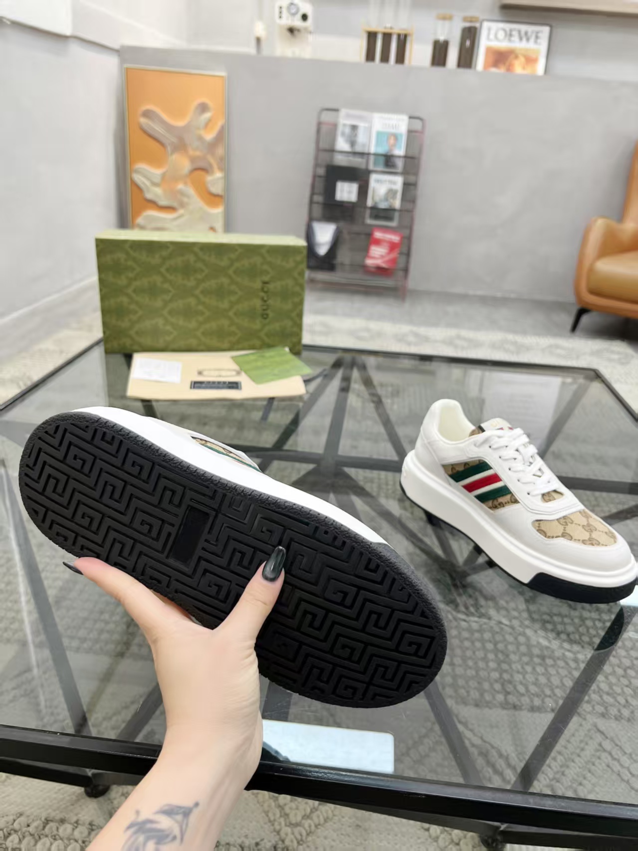 Gucci Men's Ace GG Supreme Low-Top Sneakers - Iconic Style & Comfort 9 a1744797990010 4870