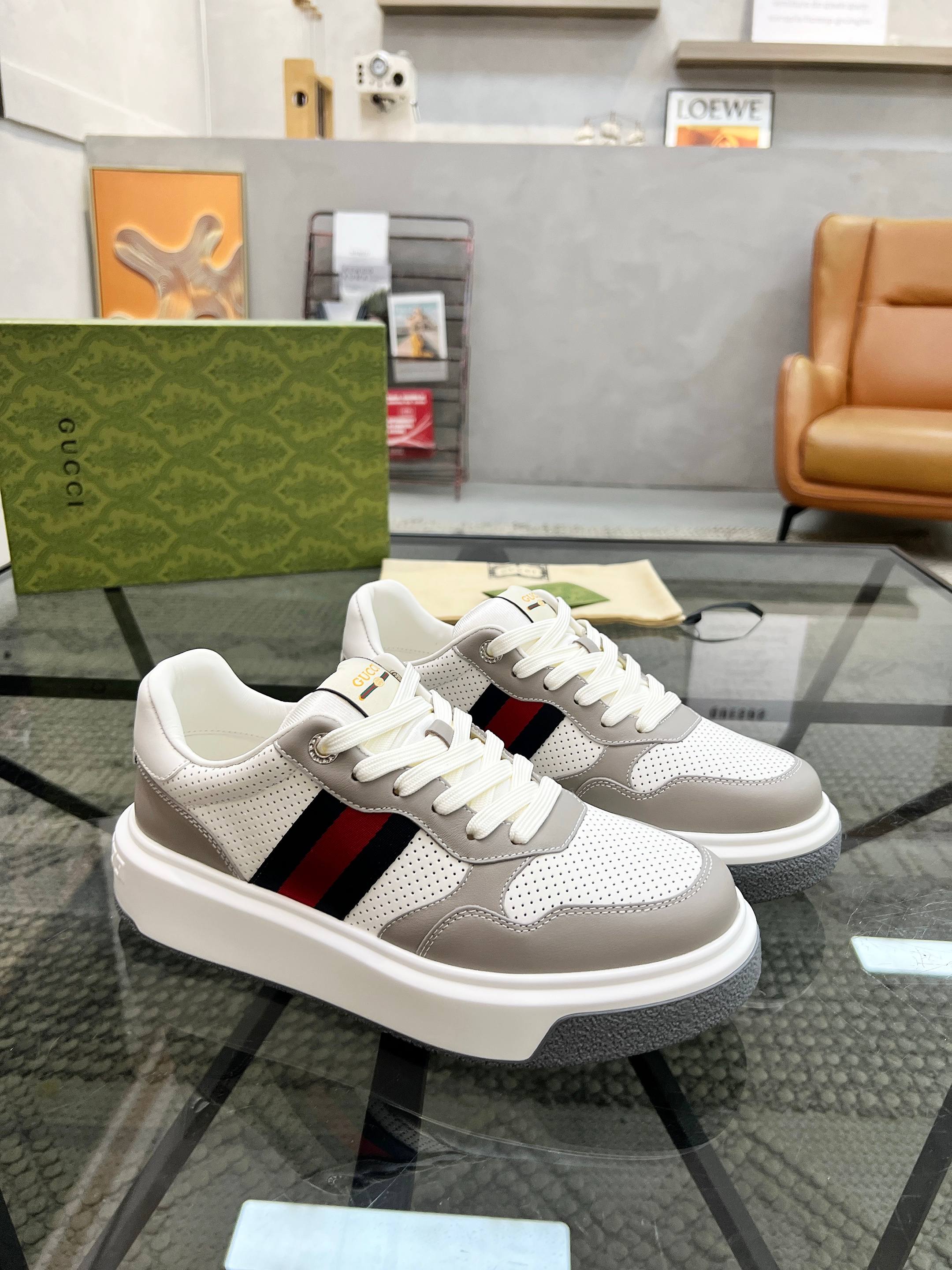 Gucci Men's Ace Leather Sneaker - Classic Style, Ultimate Comfort 3 a1749778655481 2848