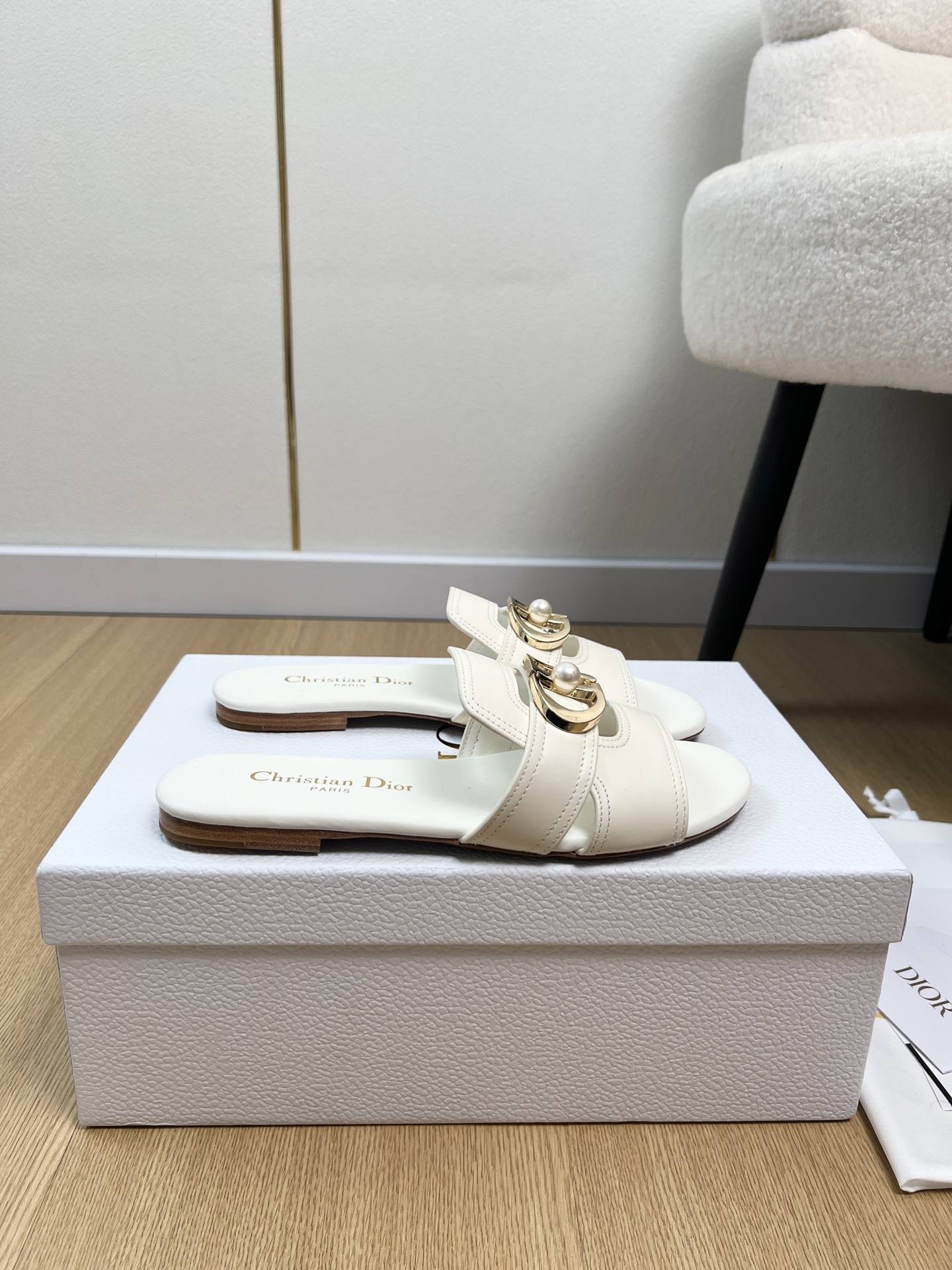 Dior Style Leather Women's Shoes Lookbook Reference image 2