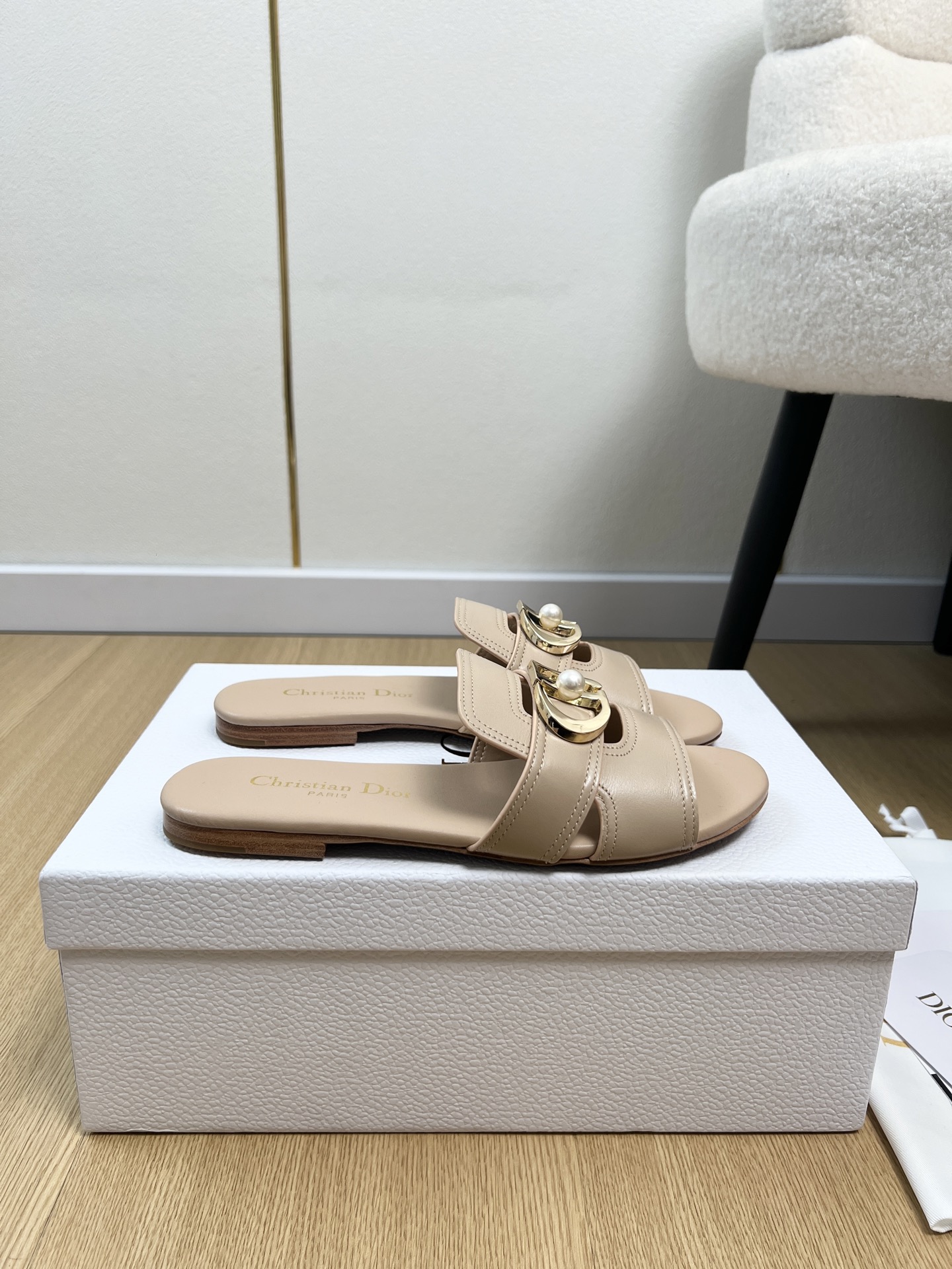 Dior Style Leather Women's Shoes Lookbook Reference image 2