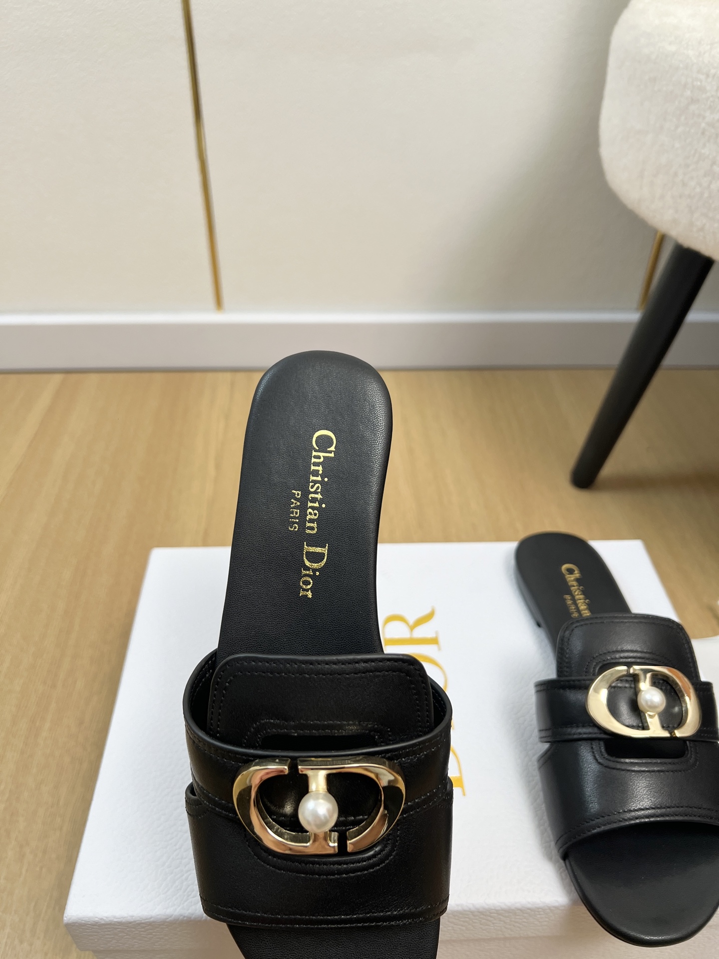 Dior Style Leather Women's Shoes style reference detail image 7 from source 785017