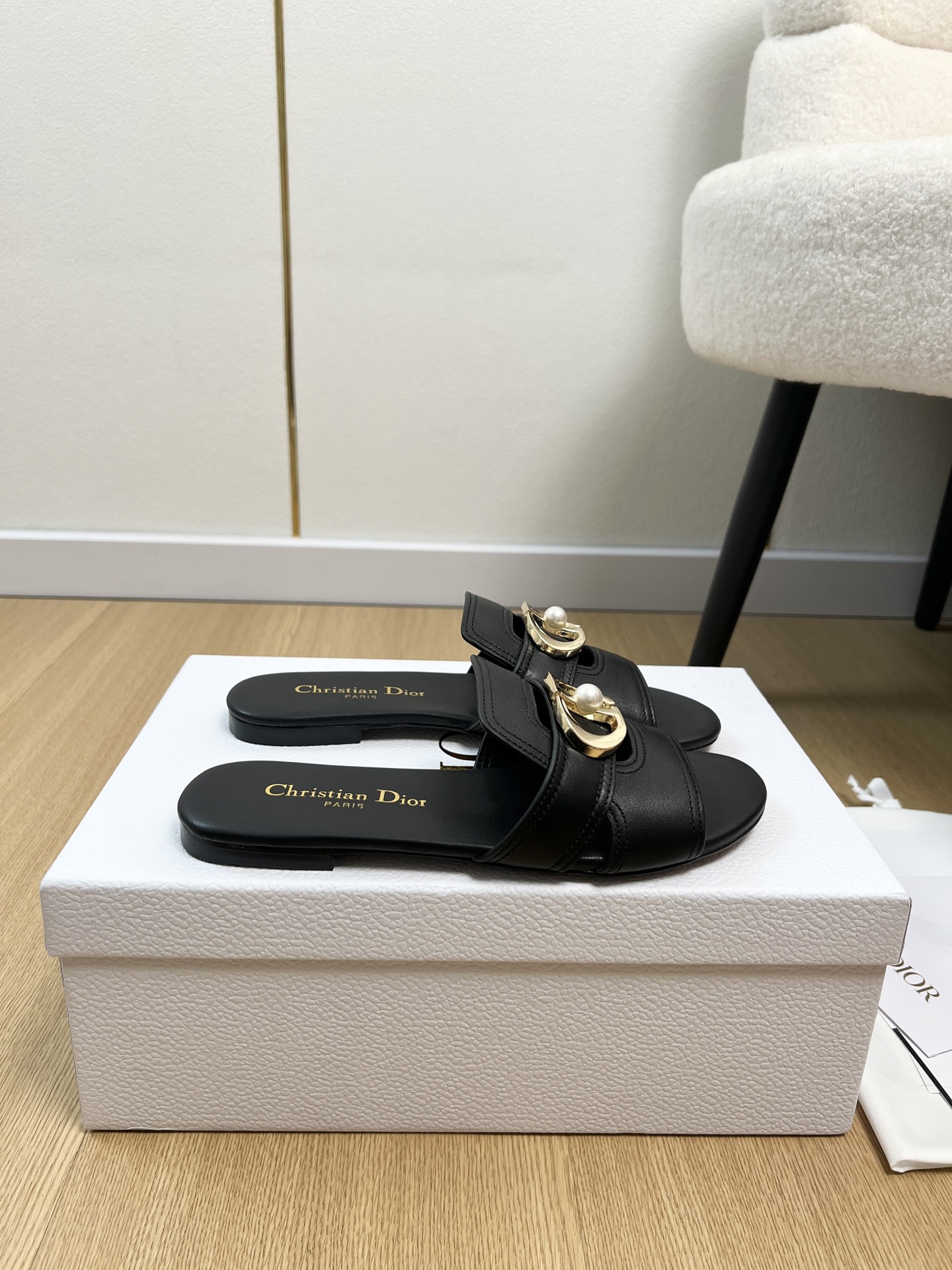 Dior Style Leather Women's Shoes Lookbook Reference image 2