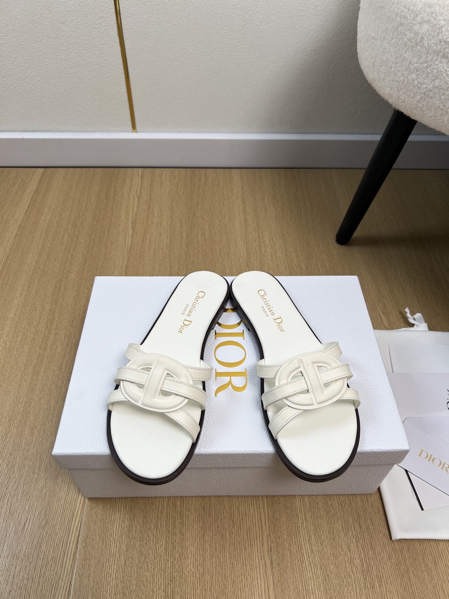 Dior Style Leather Women's Shoes style reference detail image 1 from source 785022
