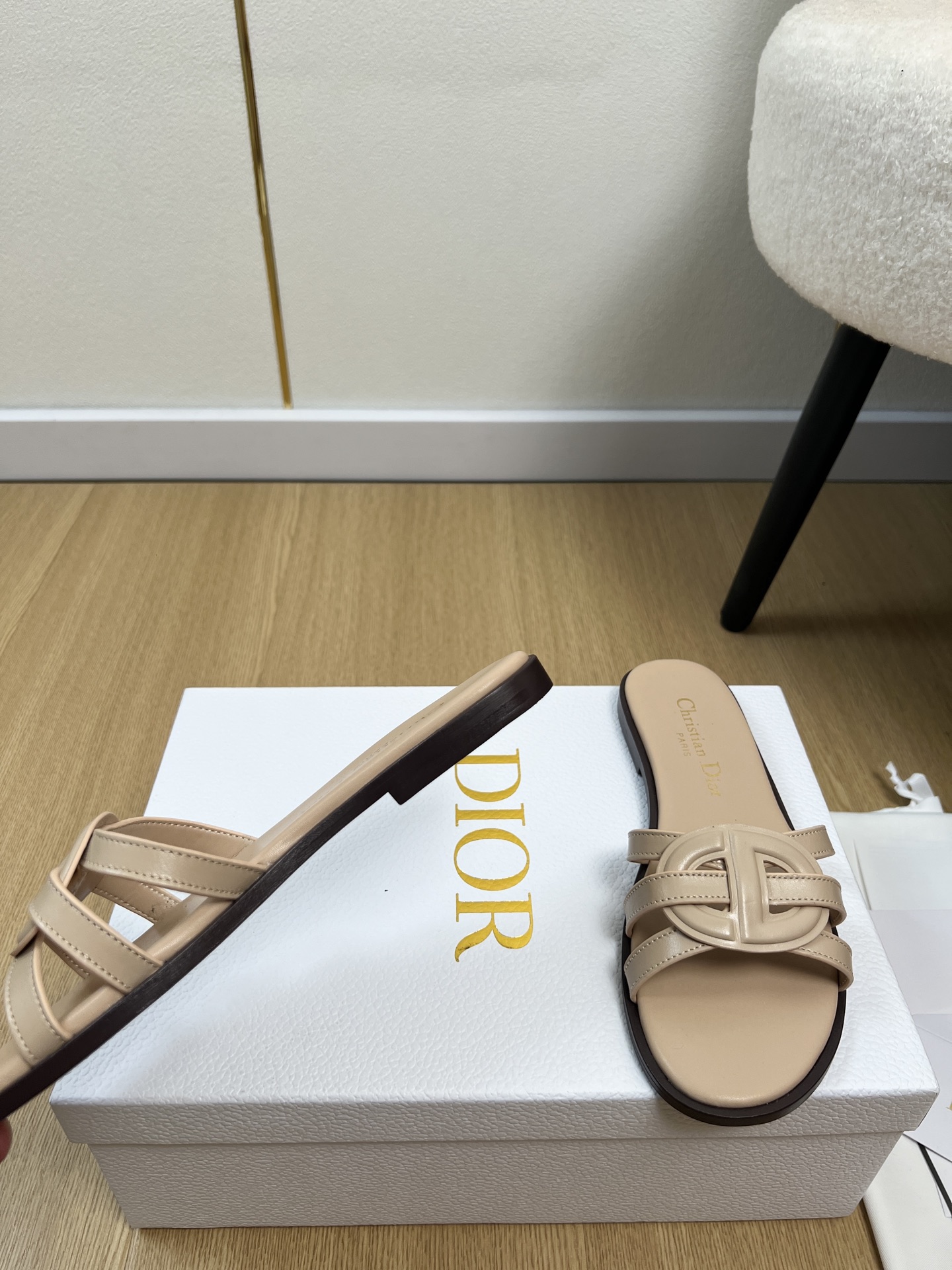 Dior Style Leather Women's Shoes style reference detail image 6 from source 785023