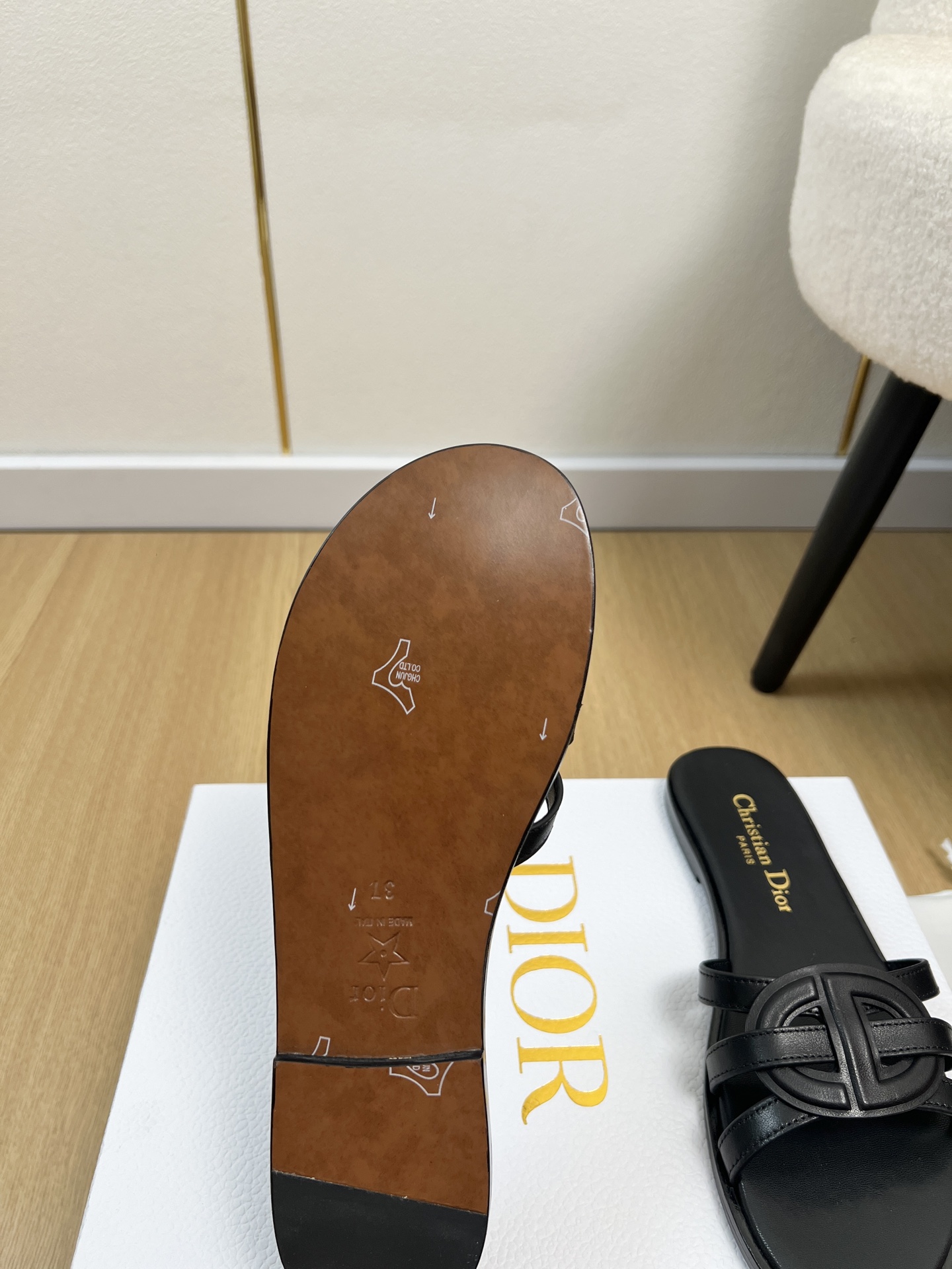 Dior Style Leather Women's Shoes style reference detail image 9 from source 785025
