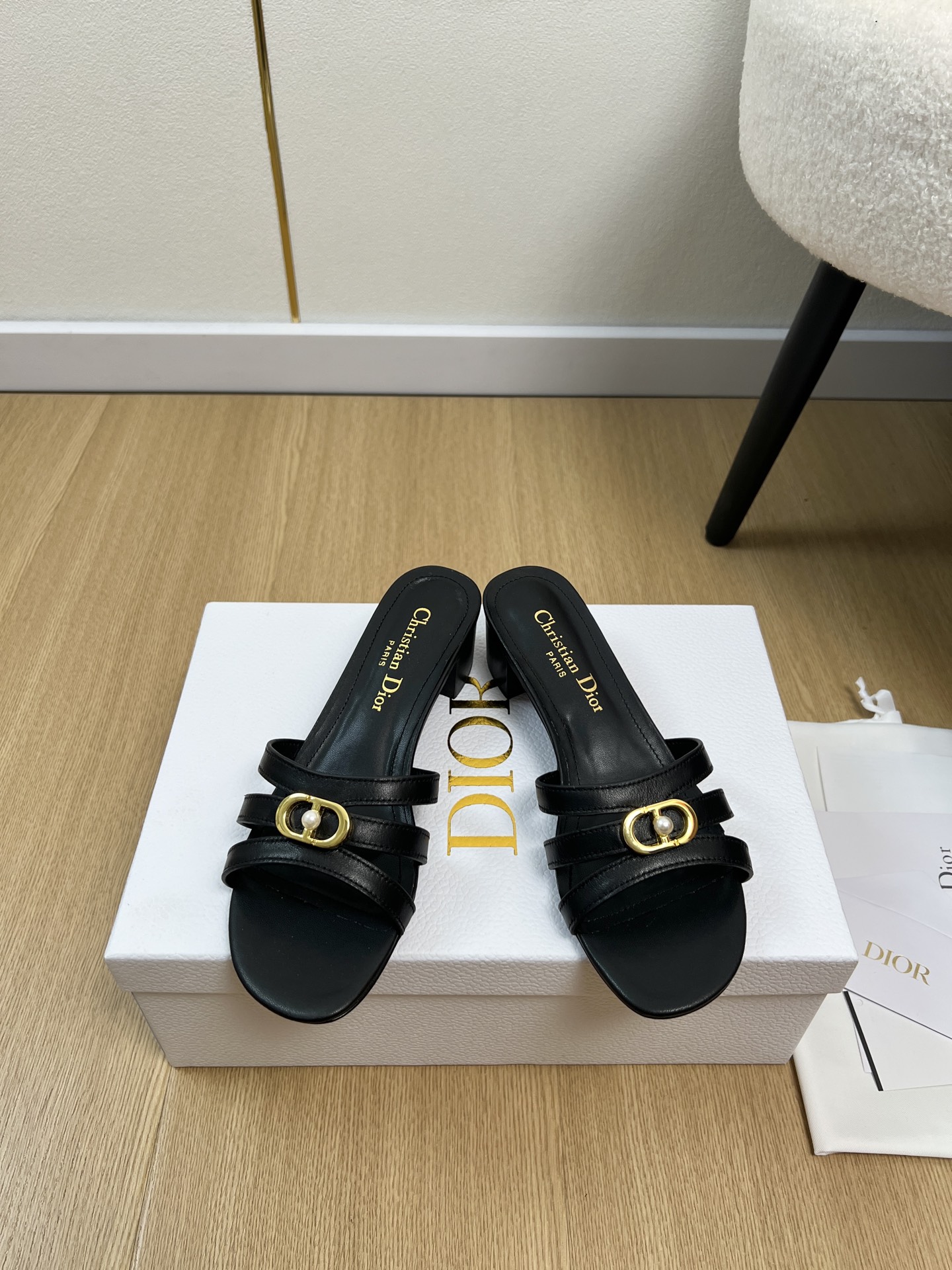 Dior Style Leather Women's Shoes style reference detail image 1 from source 785029