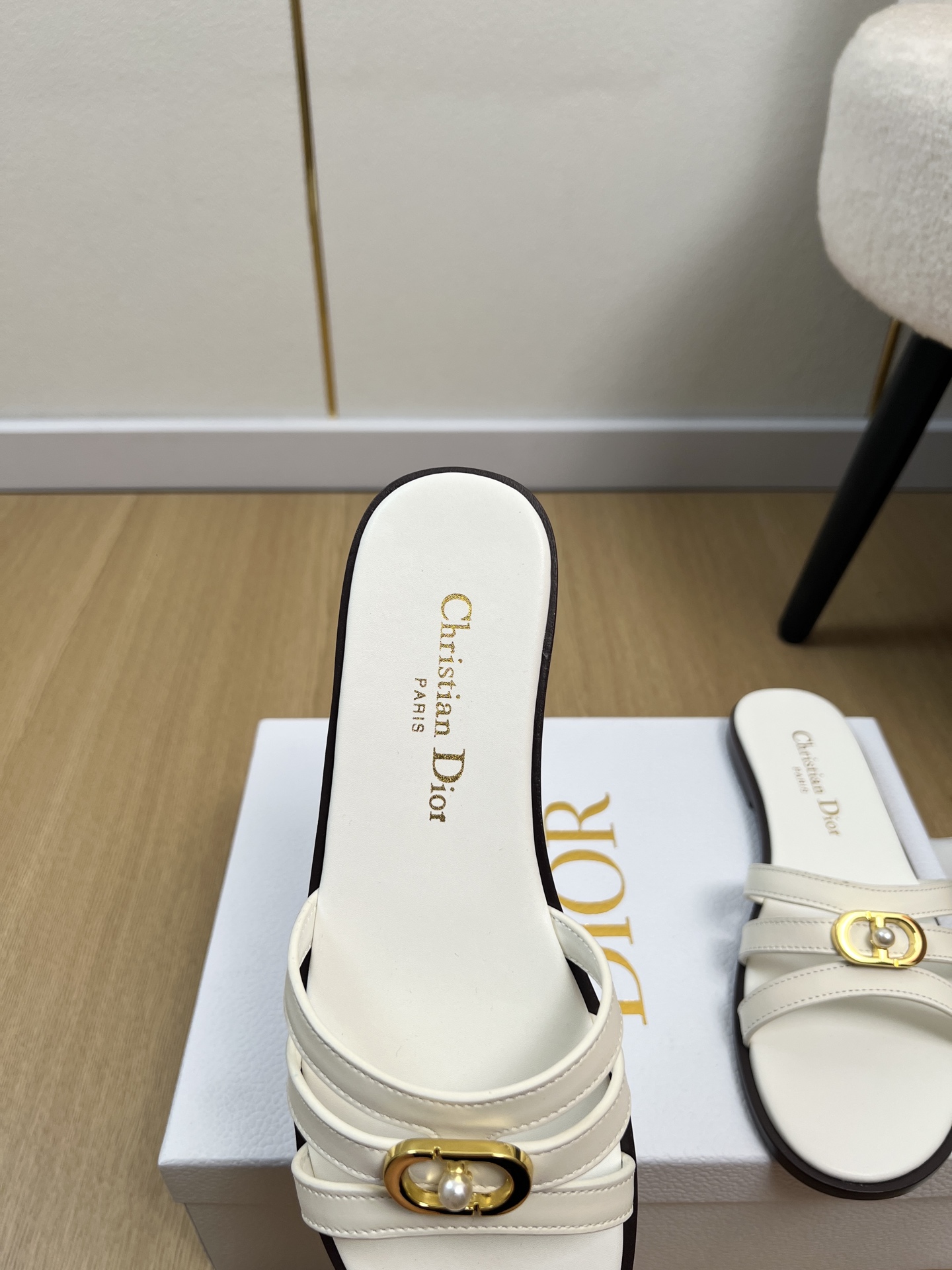 Dior Style Leather Women's Shoes style reference detail image 7 from source 785030