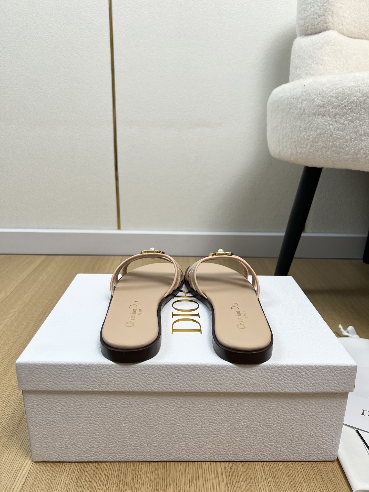 Dior Style Leather Women's Shoes style reference detail image 8 from source 785031
