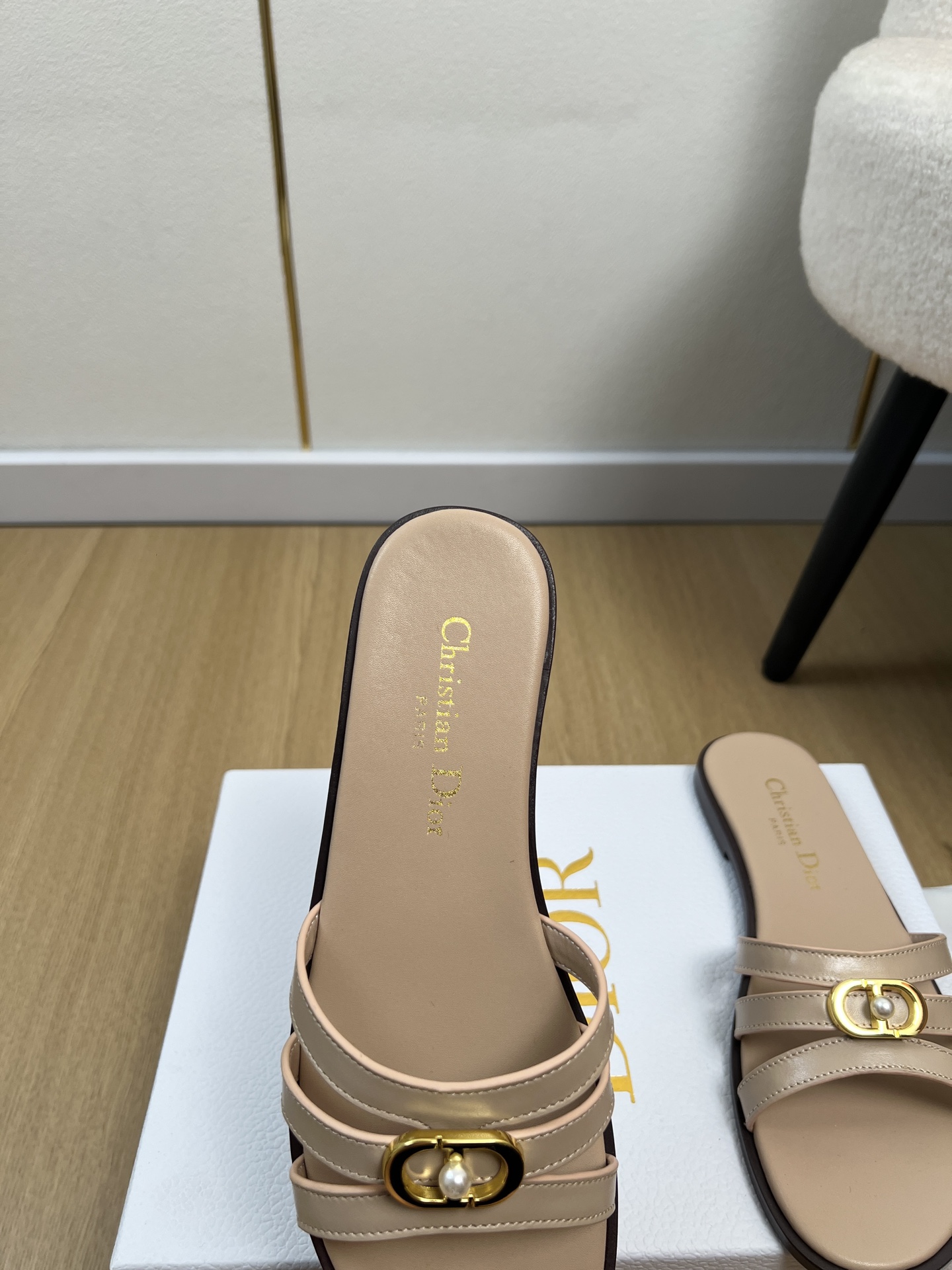 Dior Style Leather Women's Shoes style reference detail image 7 from source 785031
