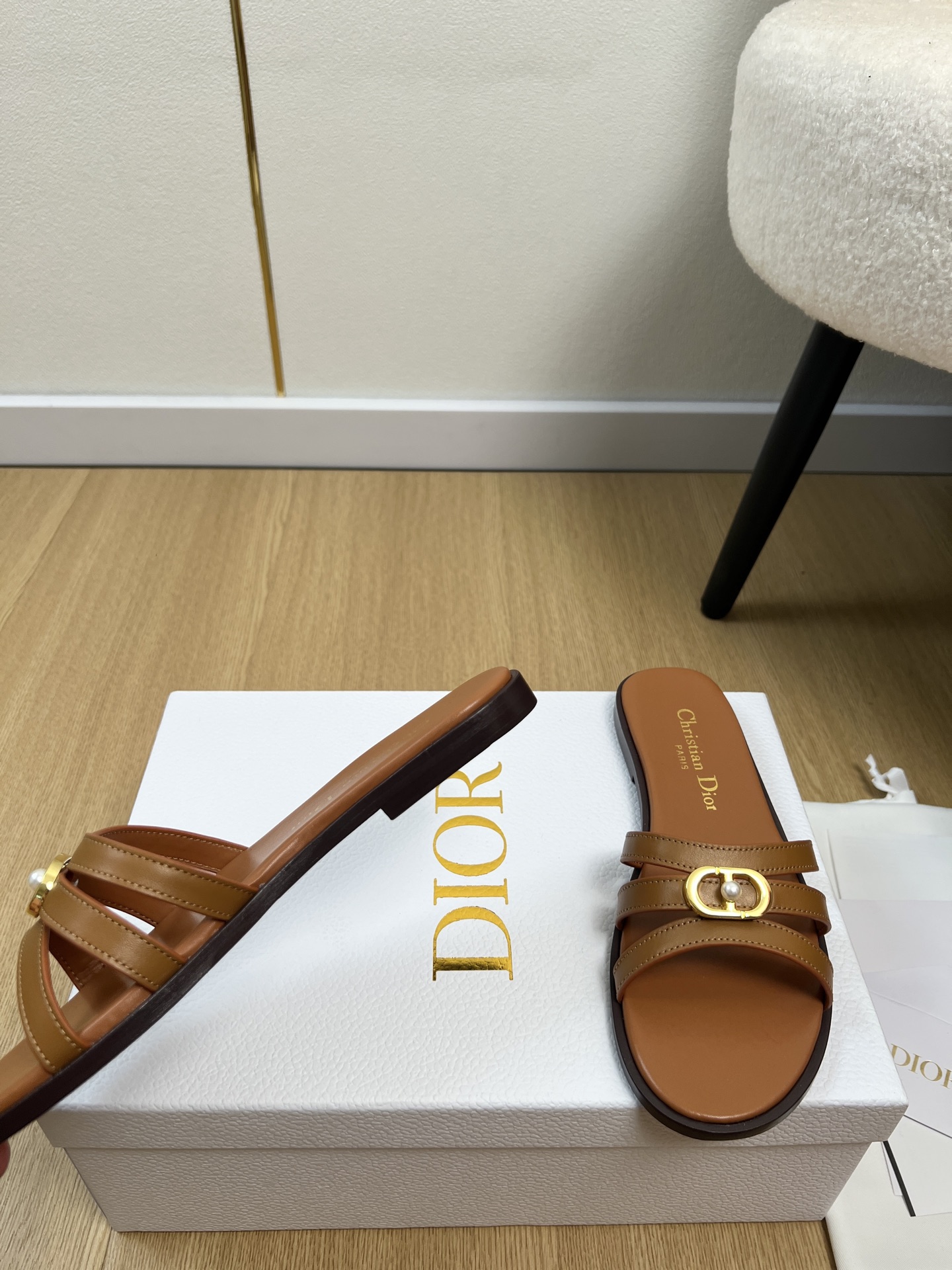 Dior Style Leather Women's Shoes style reference detail image 6 from source 785032