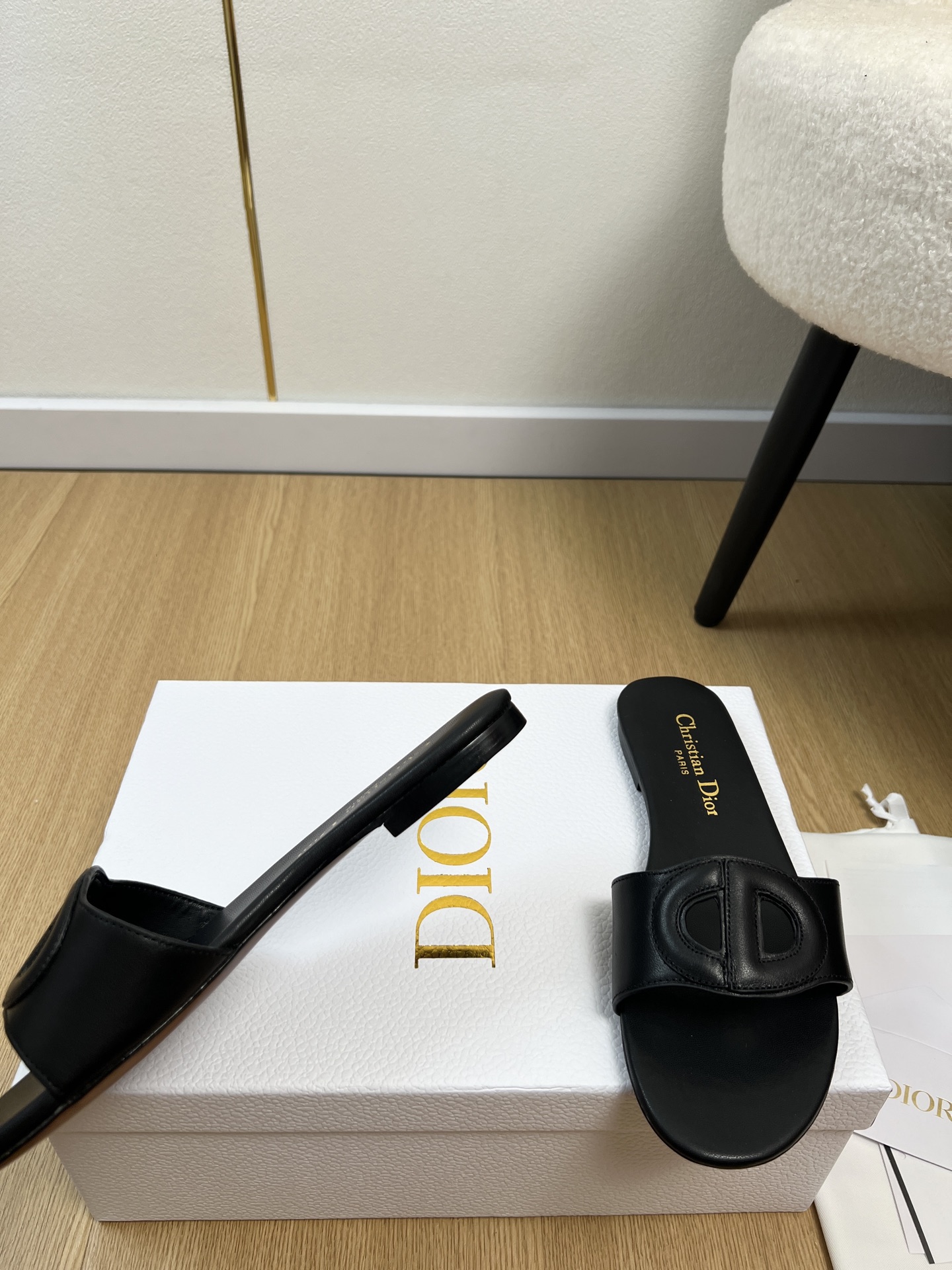 Dior Style Leather Women's Shoes style reference detail image 6 from source 785041