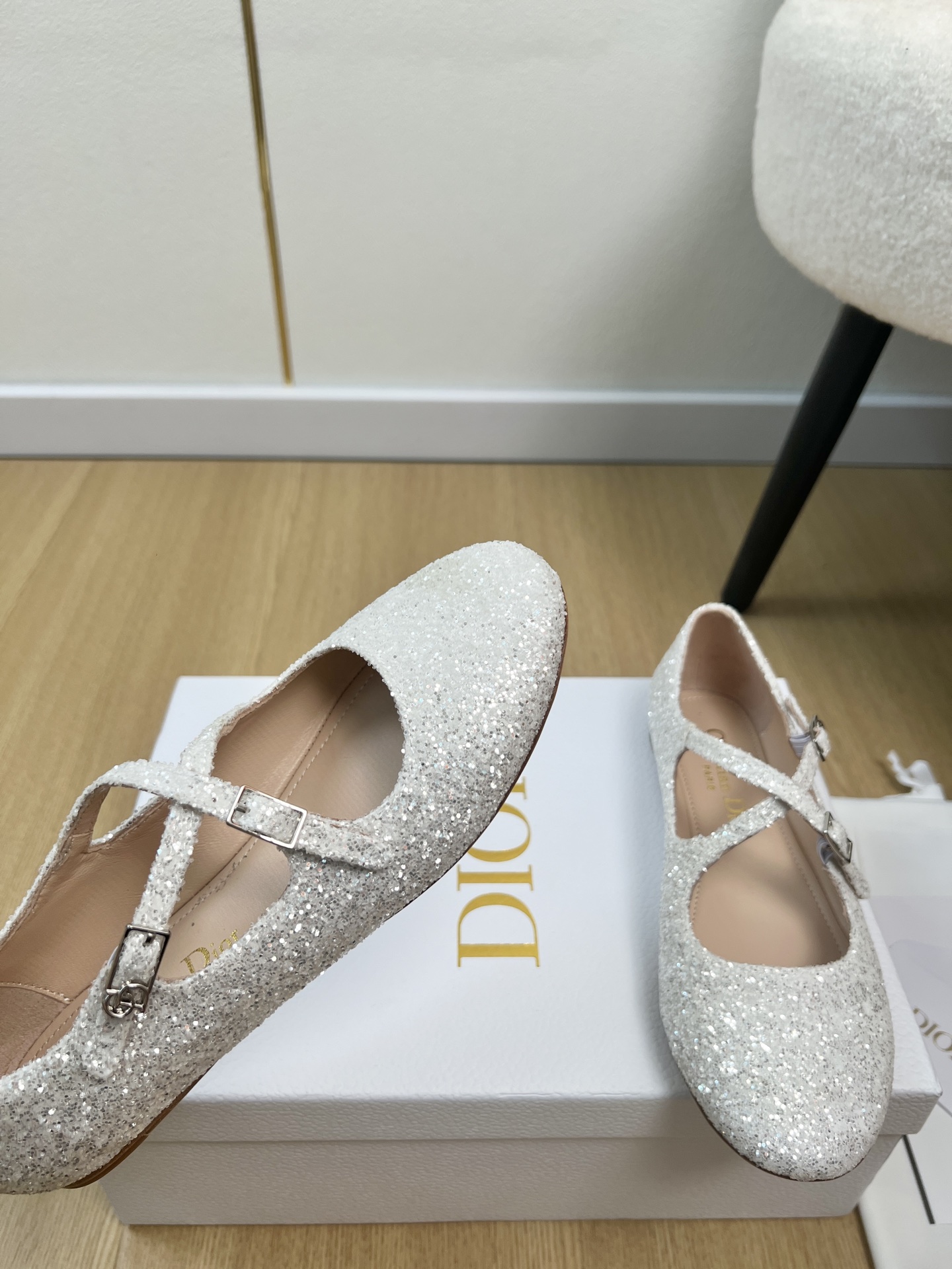 Dior Style Leather Women's Shoes style reference detail image 5 from source 785042