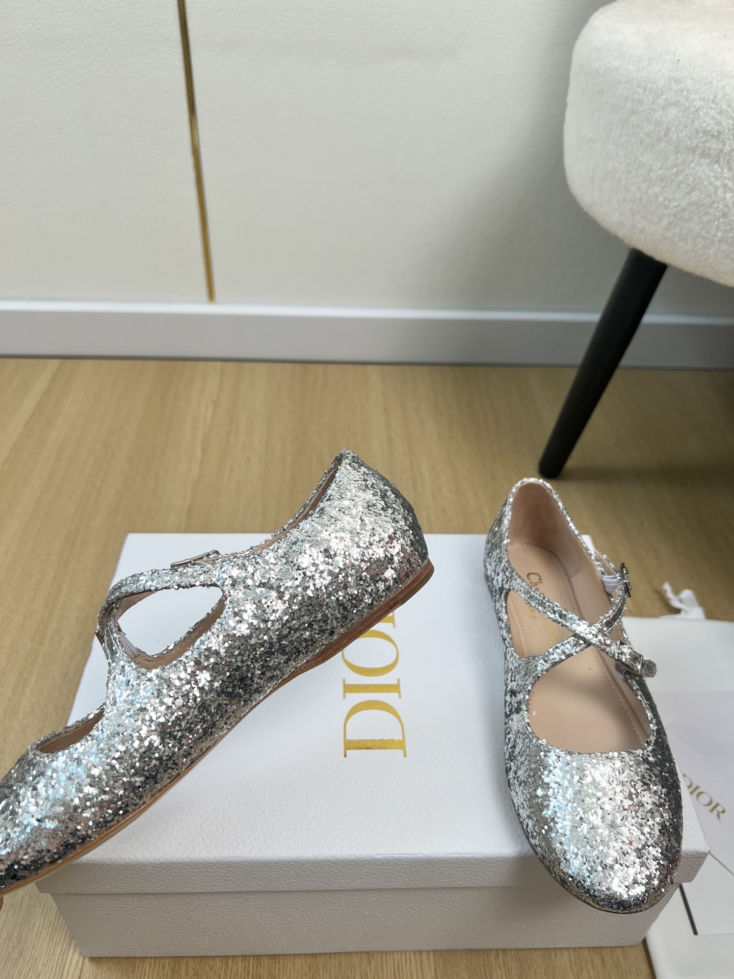 Dior Style Leather Women's Shoes style reference detail image 6 from source 785043