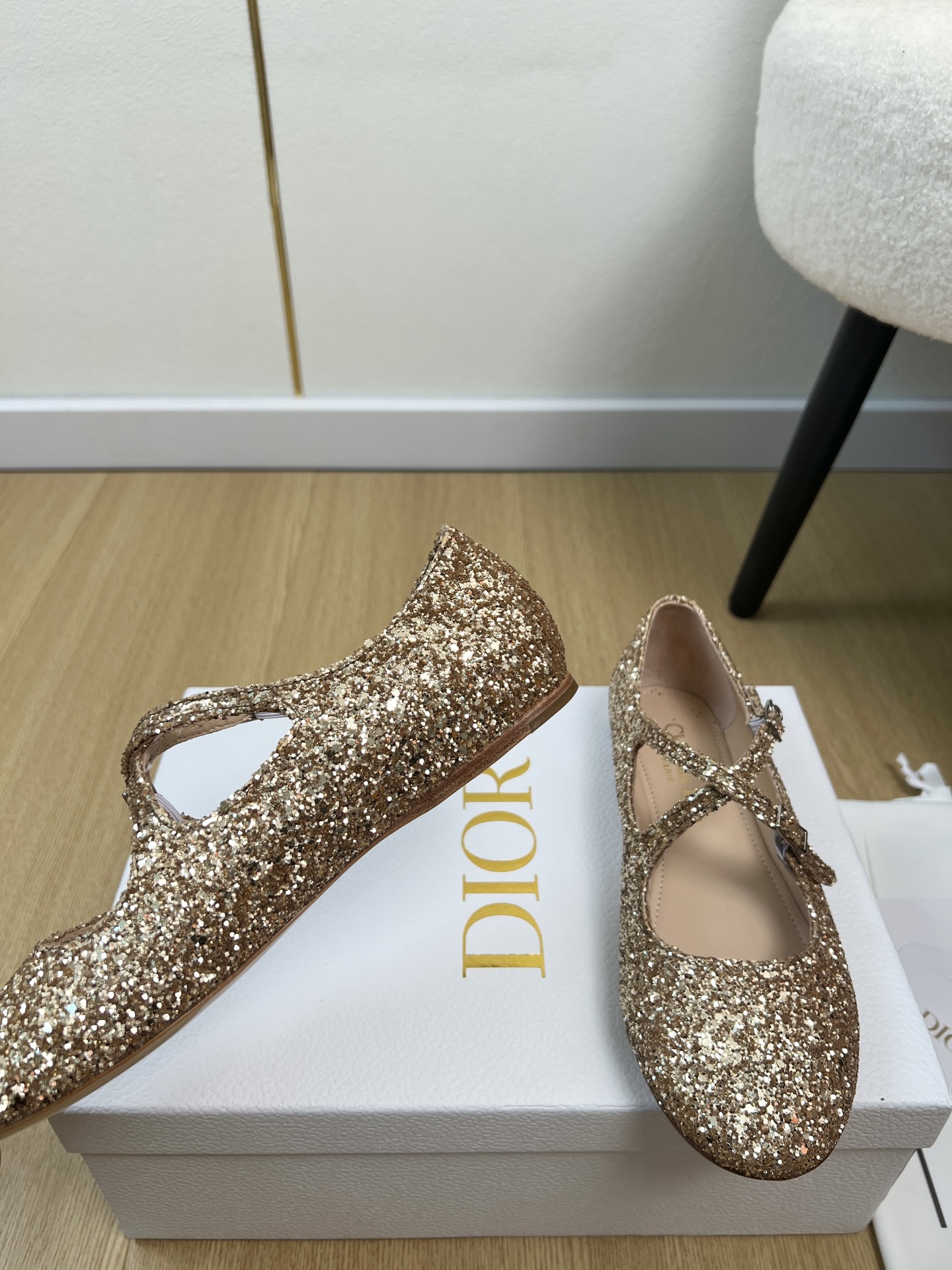 Dior Style Leather Women's Shoes style reference detail image 6 from source 785044