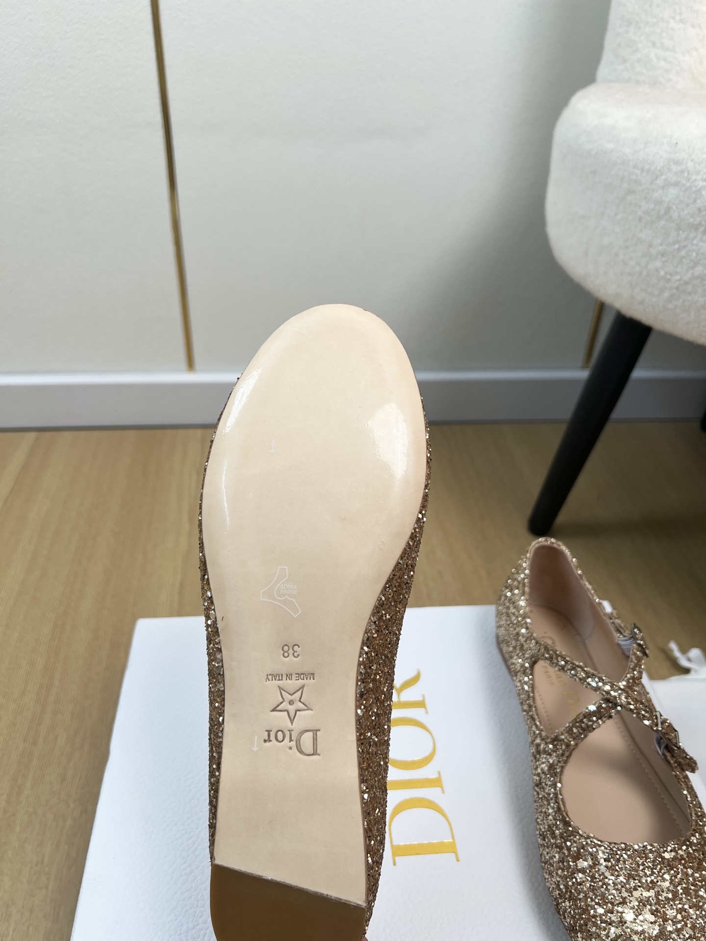 Dior Style Leather Women's Shoes style reference detail image 9 from source 785044