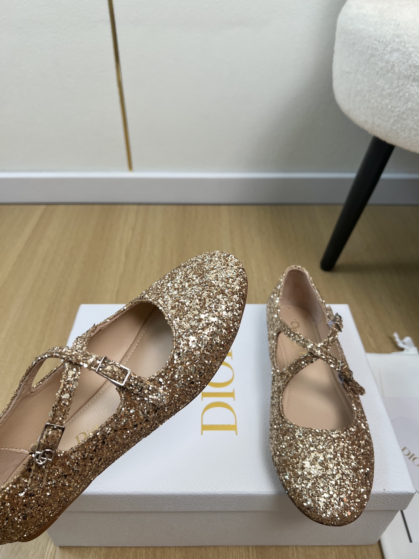 Dior Style Leather Women's Shoes style reference detail image 5 from source 785044