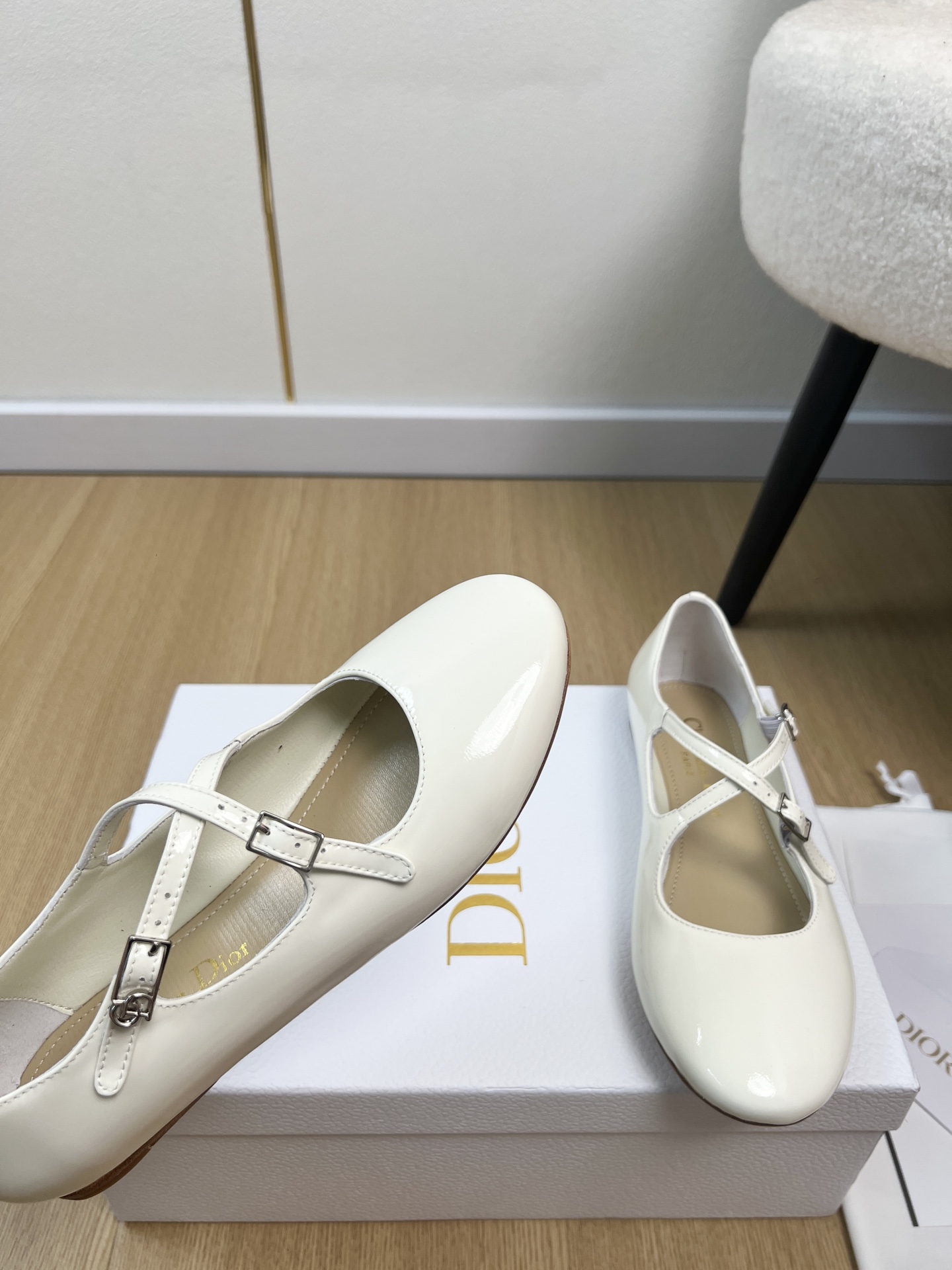 Dior Style Leather Women's Shoes style reference detail image 5 from source 785045