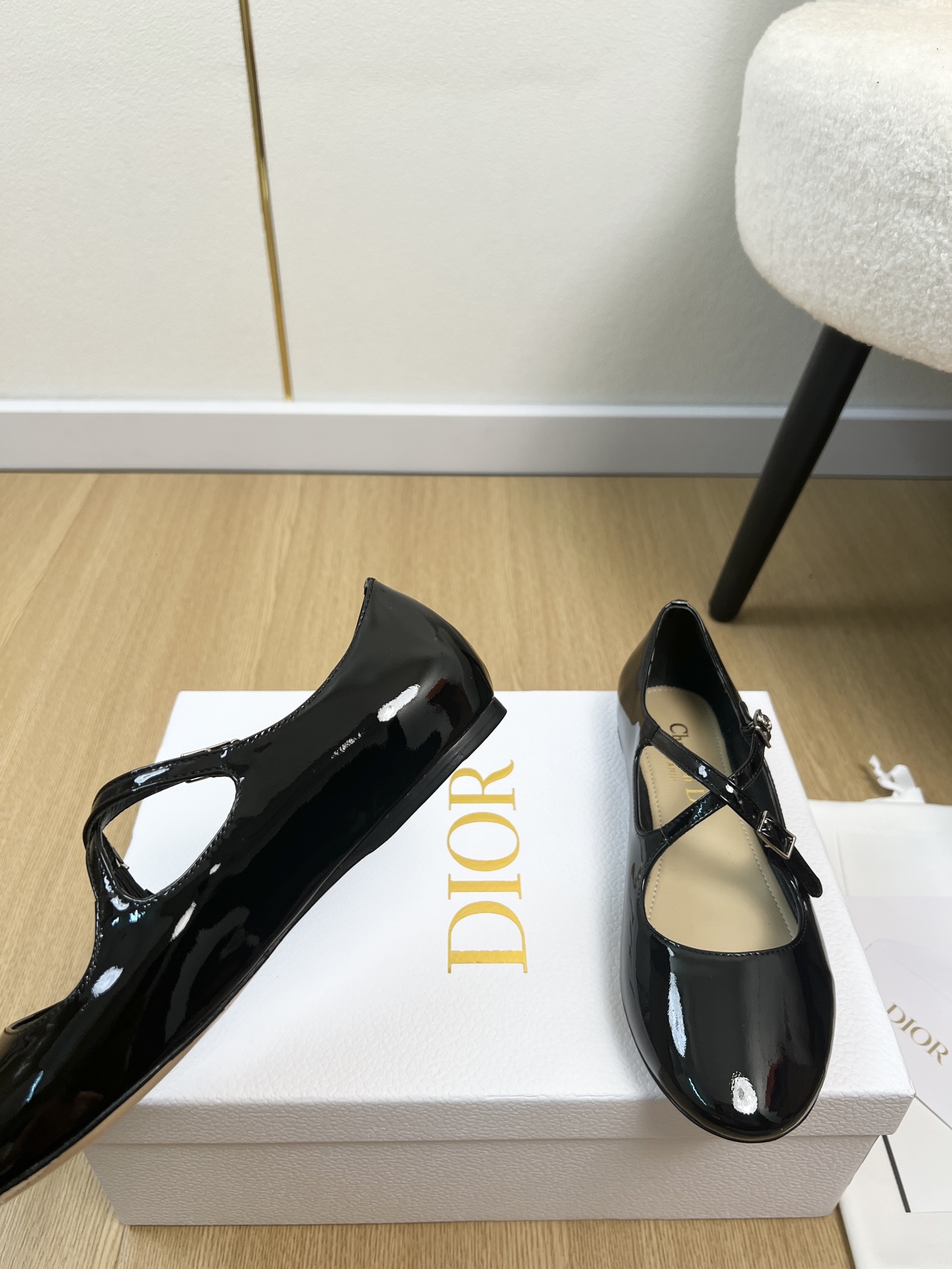 Dior Style Leather Women's Shoes style reference detail image 6 from source 785047