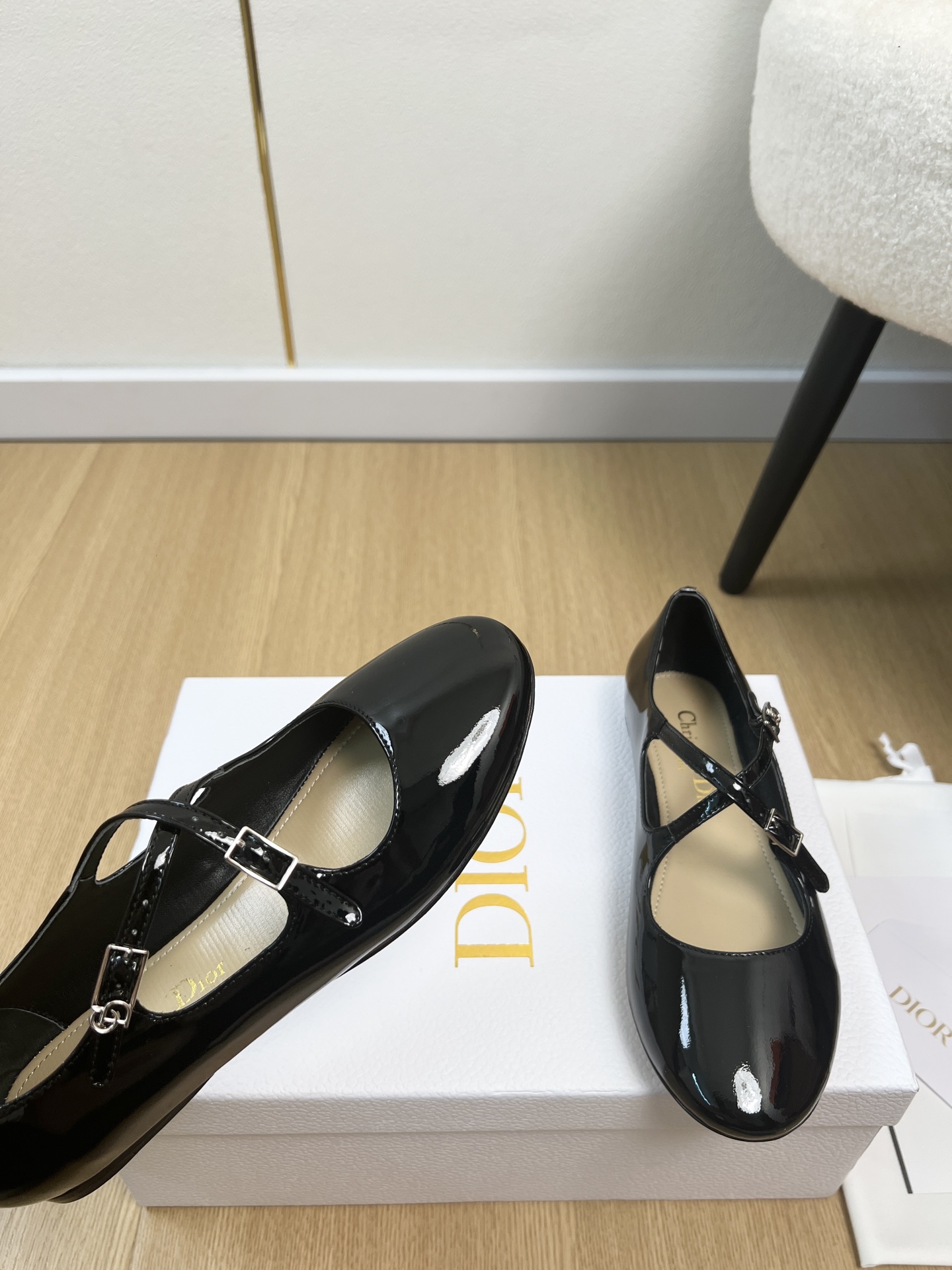 Dior Style Leather Women's Shoes style reference detail image 5 from source 785047