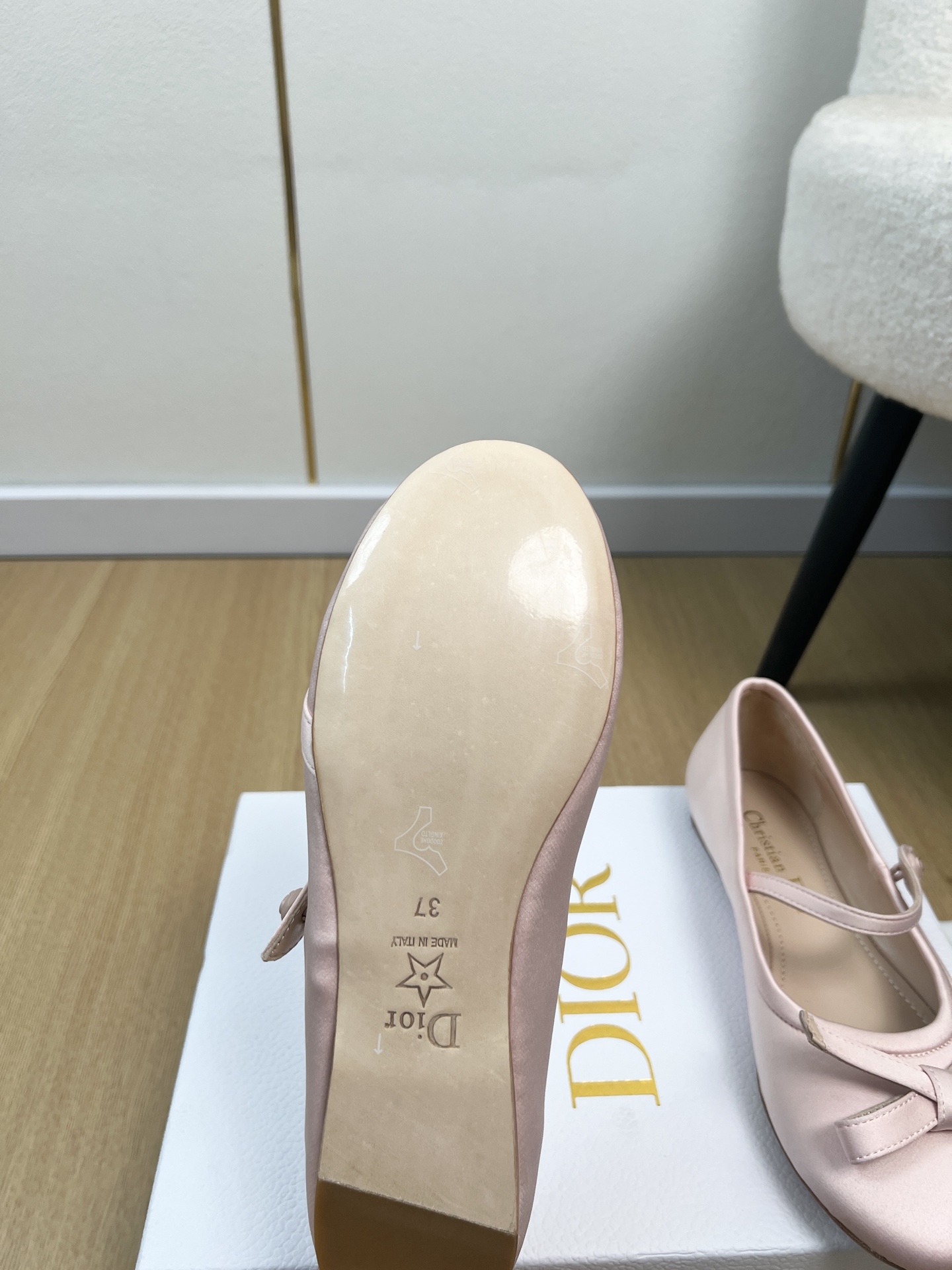 Dior Style Leather Women's Shoes style reference detail image 9 from source 785048