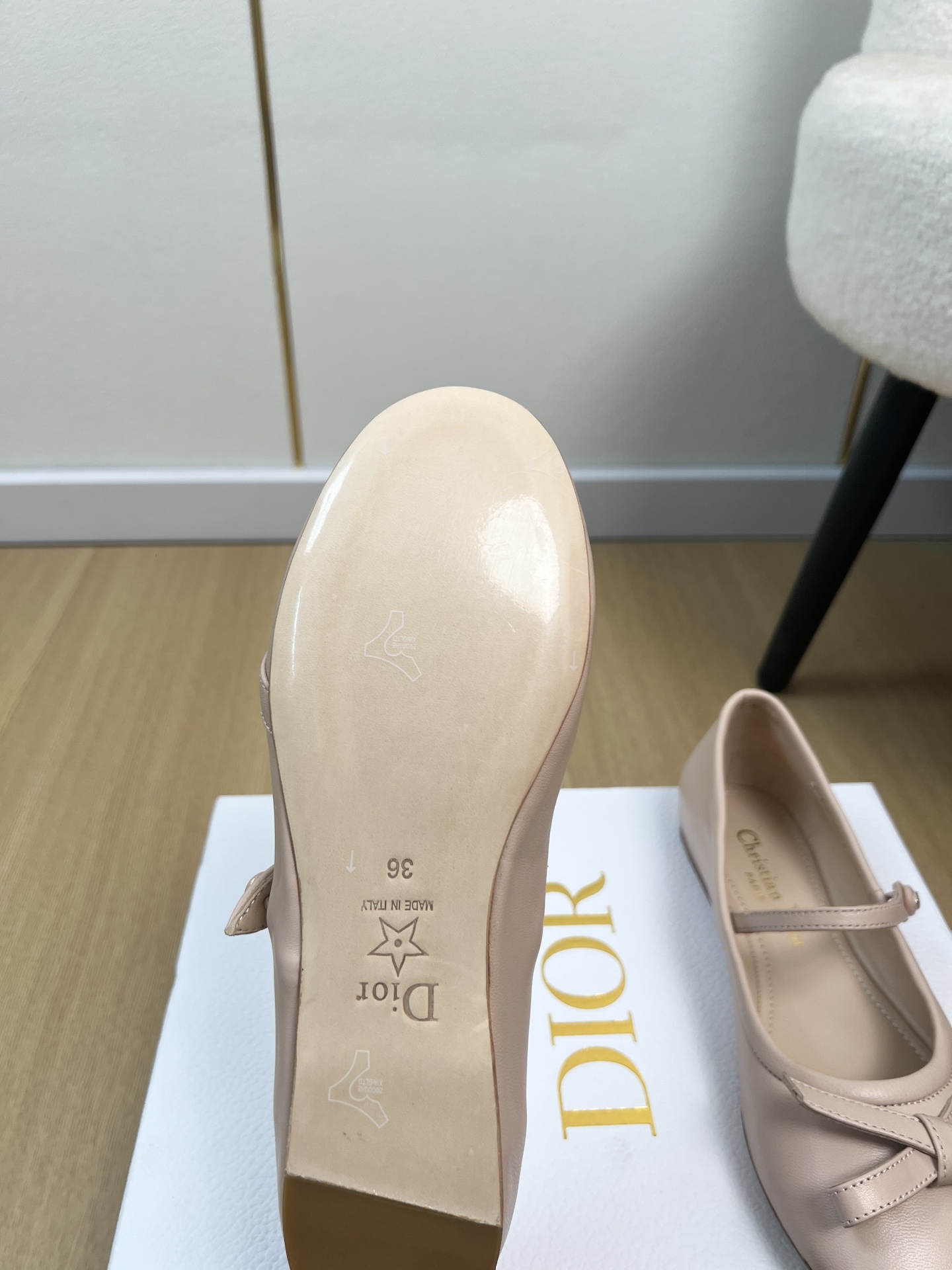 Dior Style Leather Women's Shoes style reference detail image 9 from source 785050