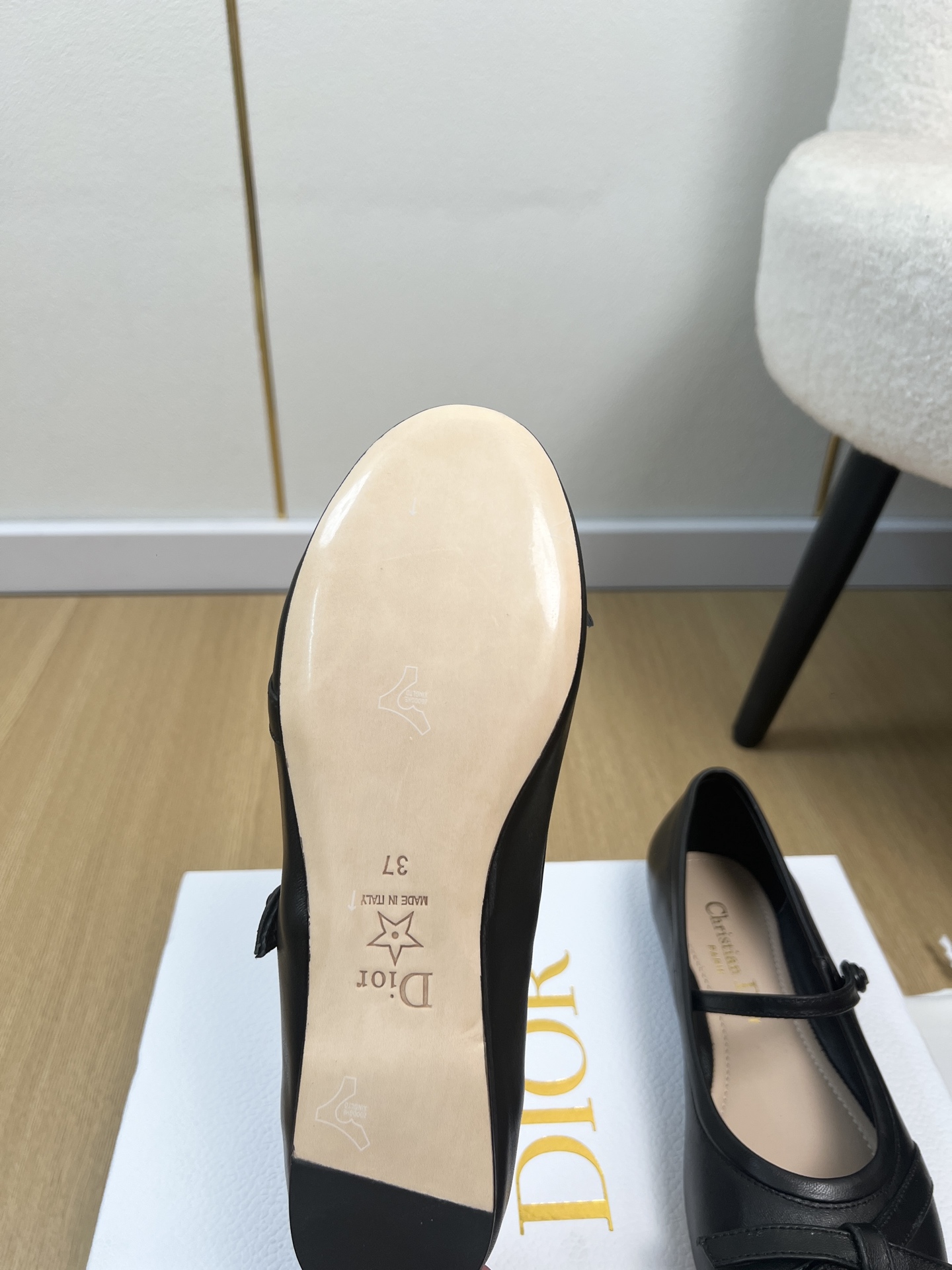 Dior Style Leather Women's Shoes style reference detail image 9 from source 785051