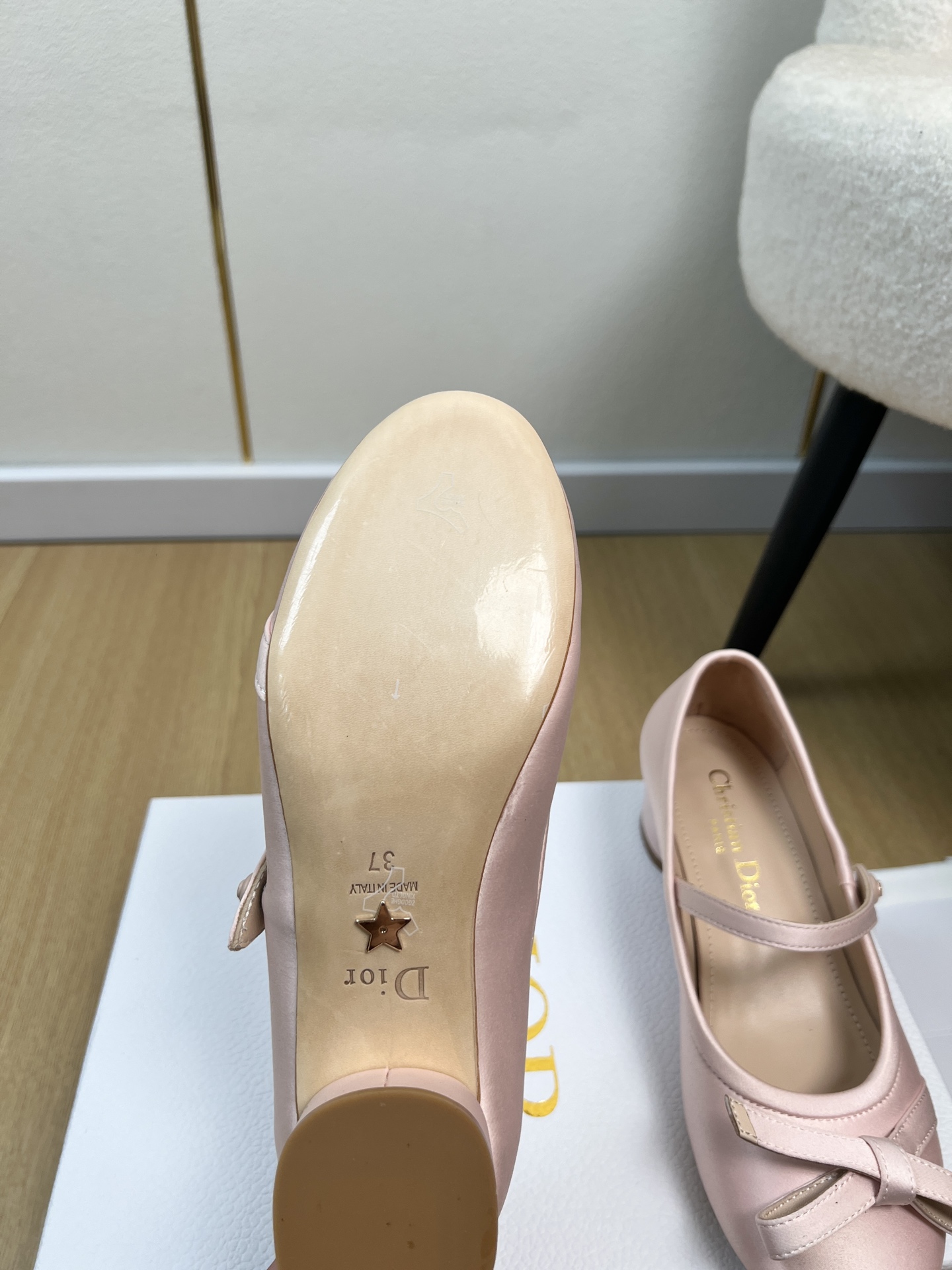 Dior Style Leather Women's Shoes style reference detail image 9 from source 785052